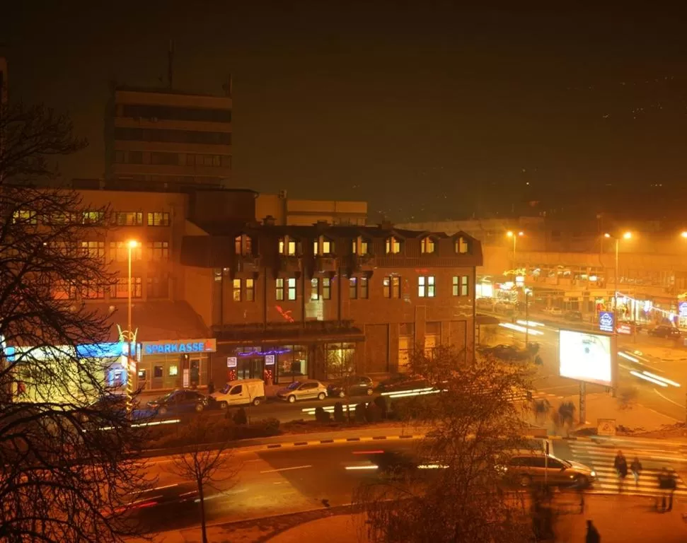 Night in Hotel Lirak