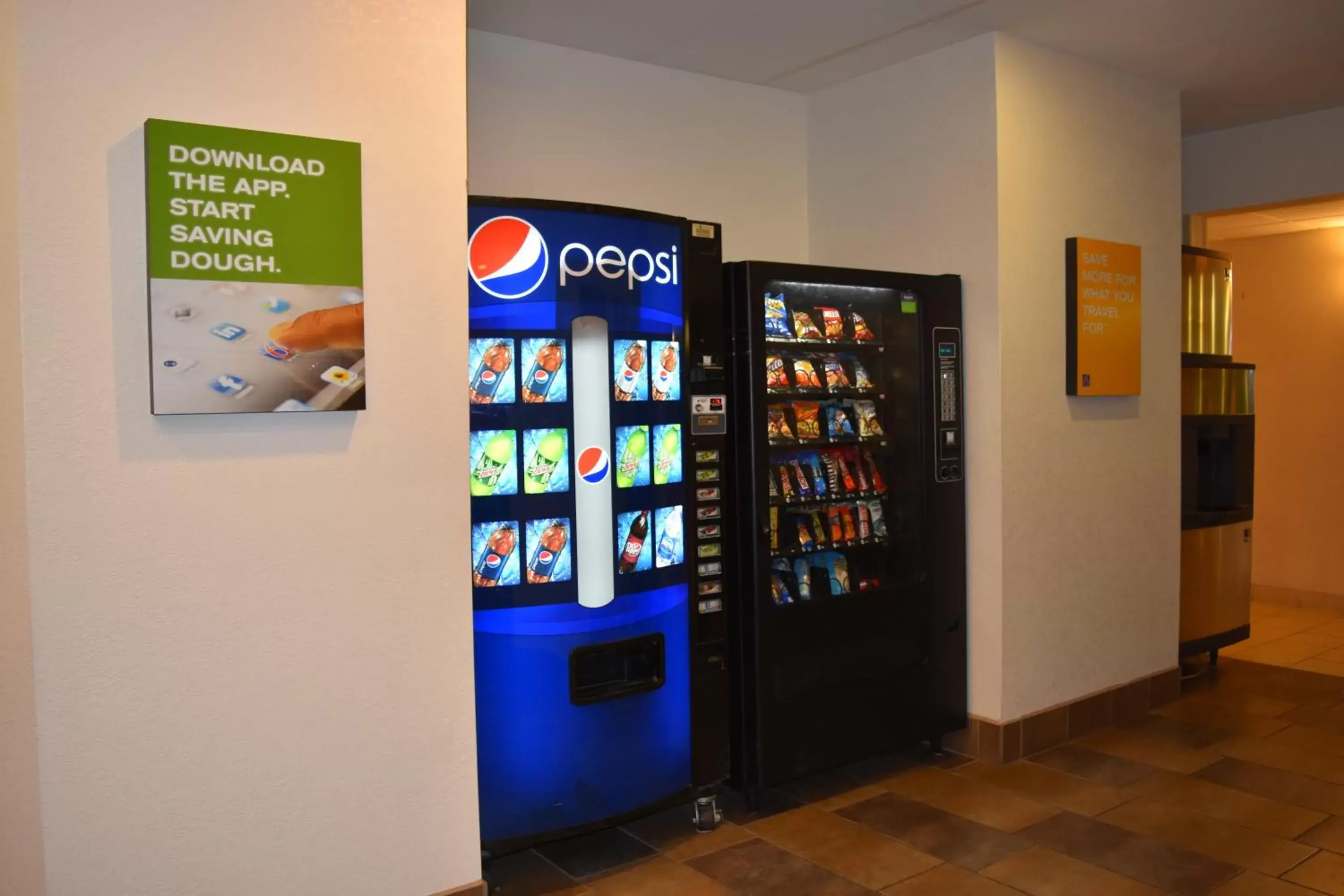 Food and drinks in Motel 6-Anderson, IN Food and drinks in Motel 6-Anderson, IN