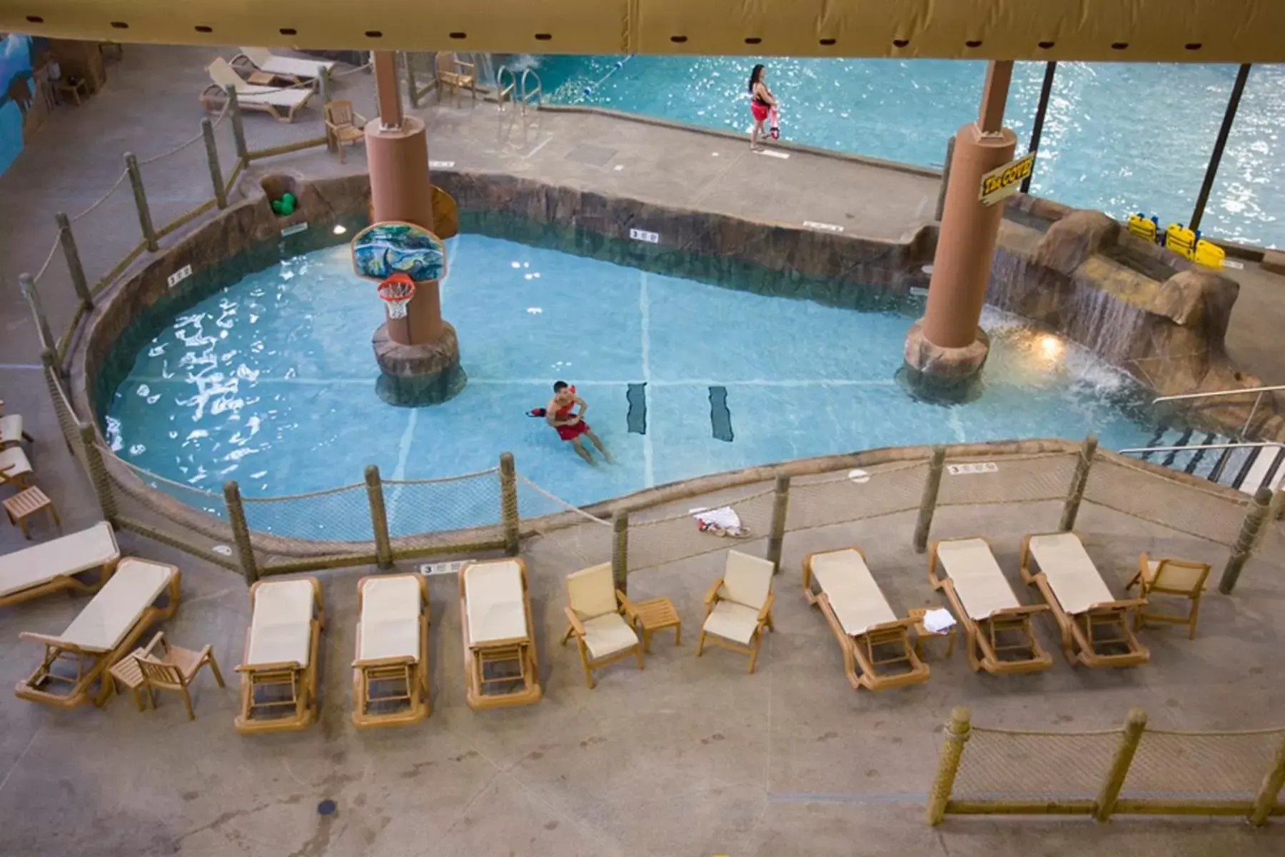 Aqua park, Pool View in Hope Lake Lodge & Indoor Waterpark