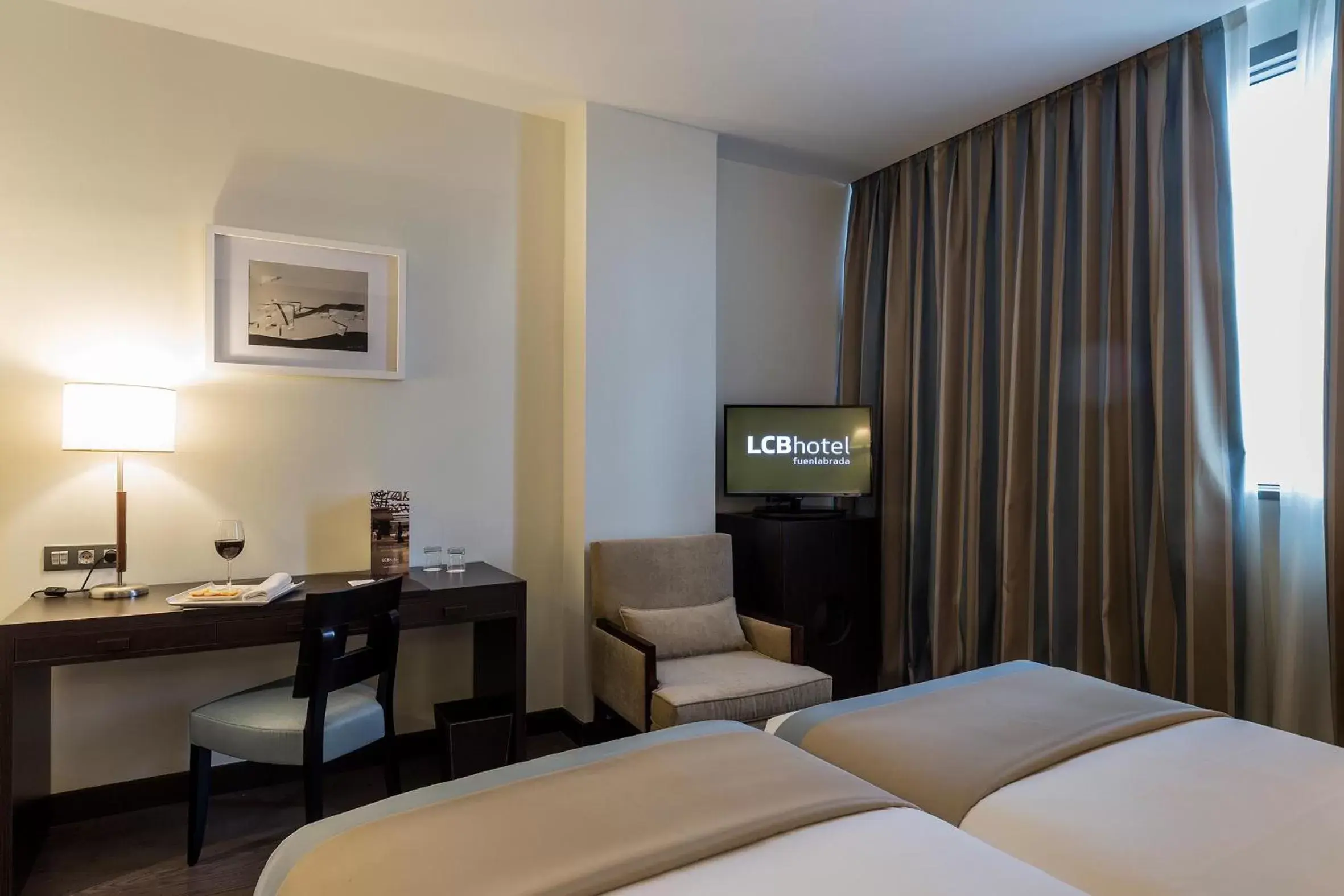 Photo of the whole room, Bed in LCB Hotel Fuenlabrada Photo of the whole room, Bed in LCB Hotel Fuenlabrada