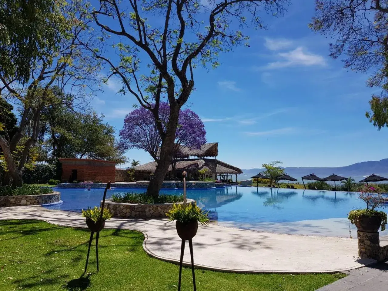 Swimming Pool in Nimue Marina Residence