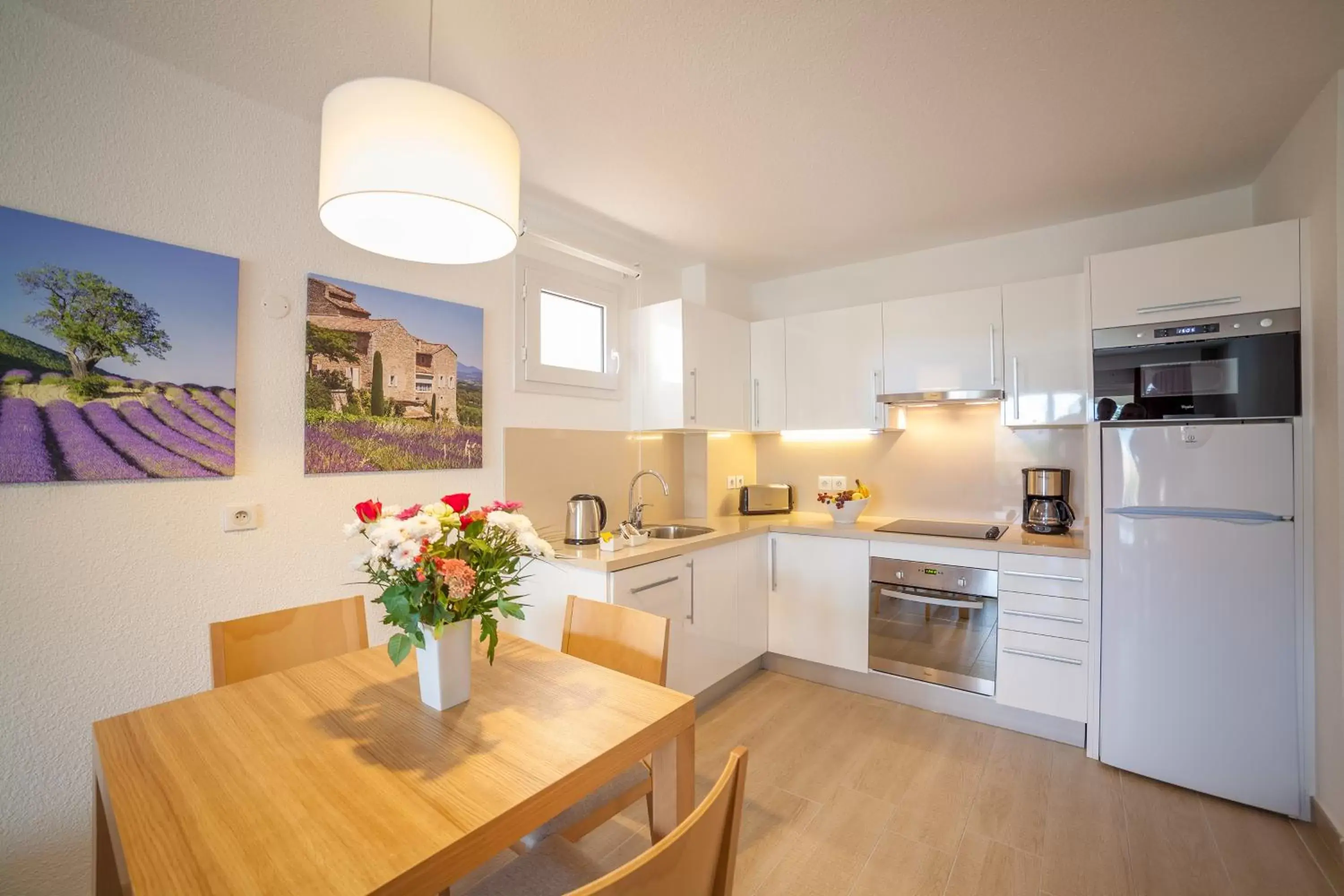 Kitchen or kitchenette, Kitchen/Kitchenette in Le Club Mougins