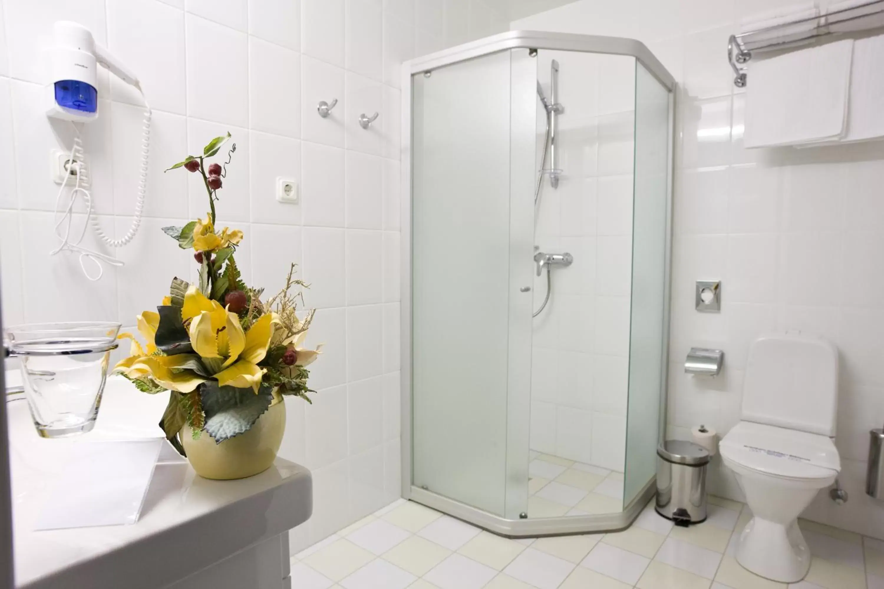 Shower, Bathroom in BEST BALTIC Kaunas