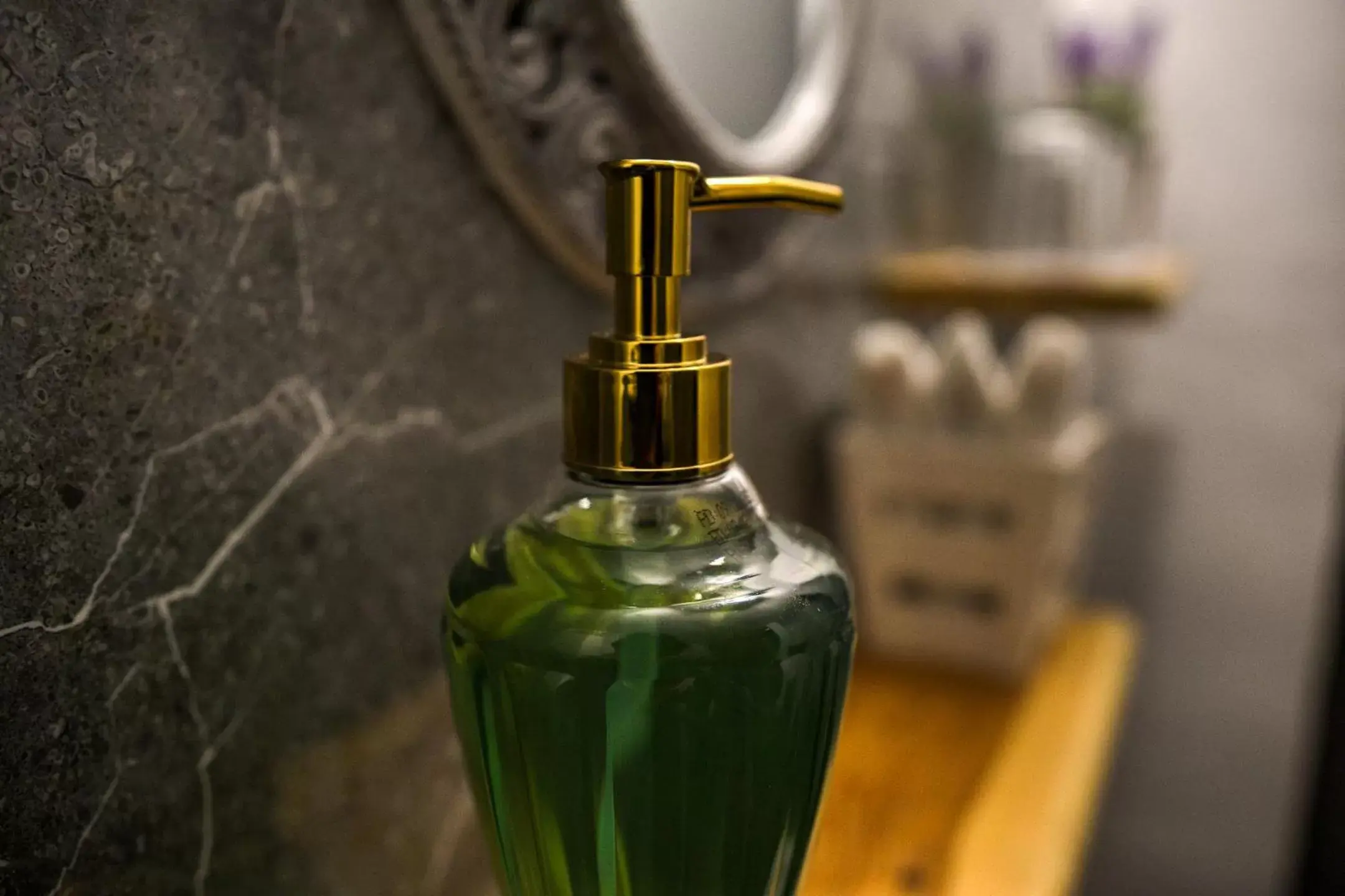 Double Room (1 Adult + 1 Child) in Mascot Garden Rooms Double Room (1 Adult + 1 Child) in Mascot Garden Rooms