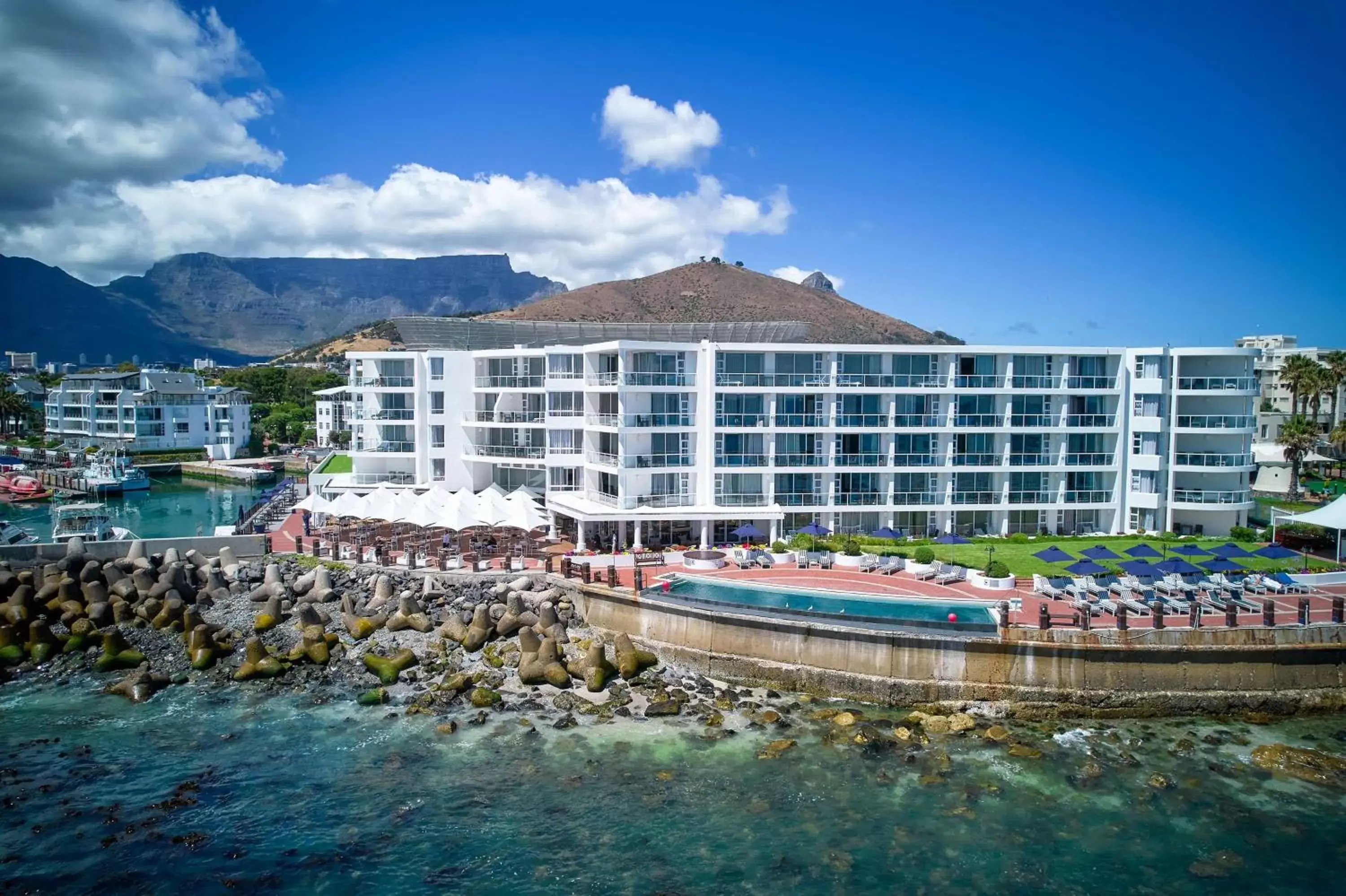 Property Building in Radisson Blu Hotel Waterfront, Cape Town