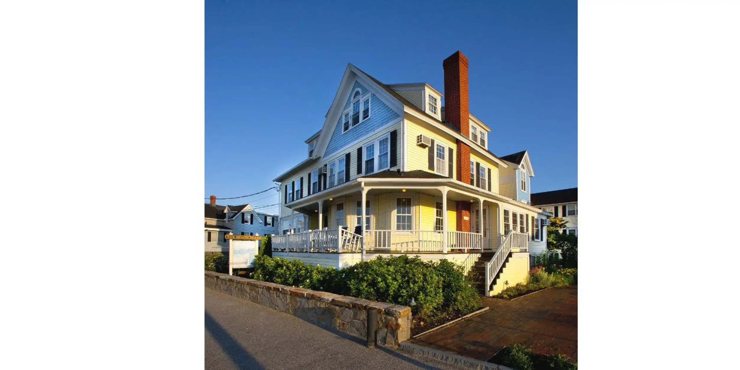 Facade/entrance, Property Building in The Beach House Inn