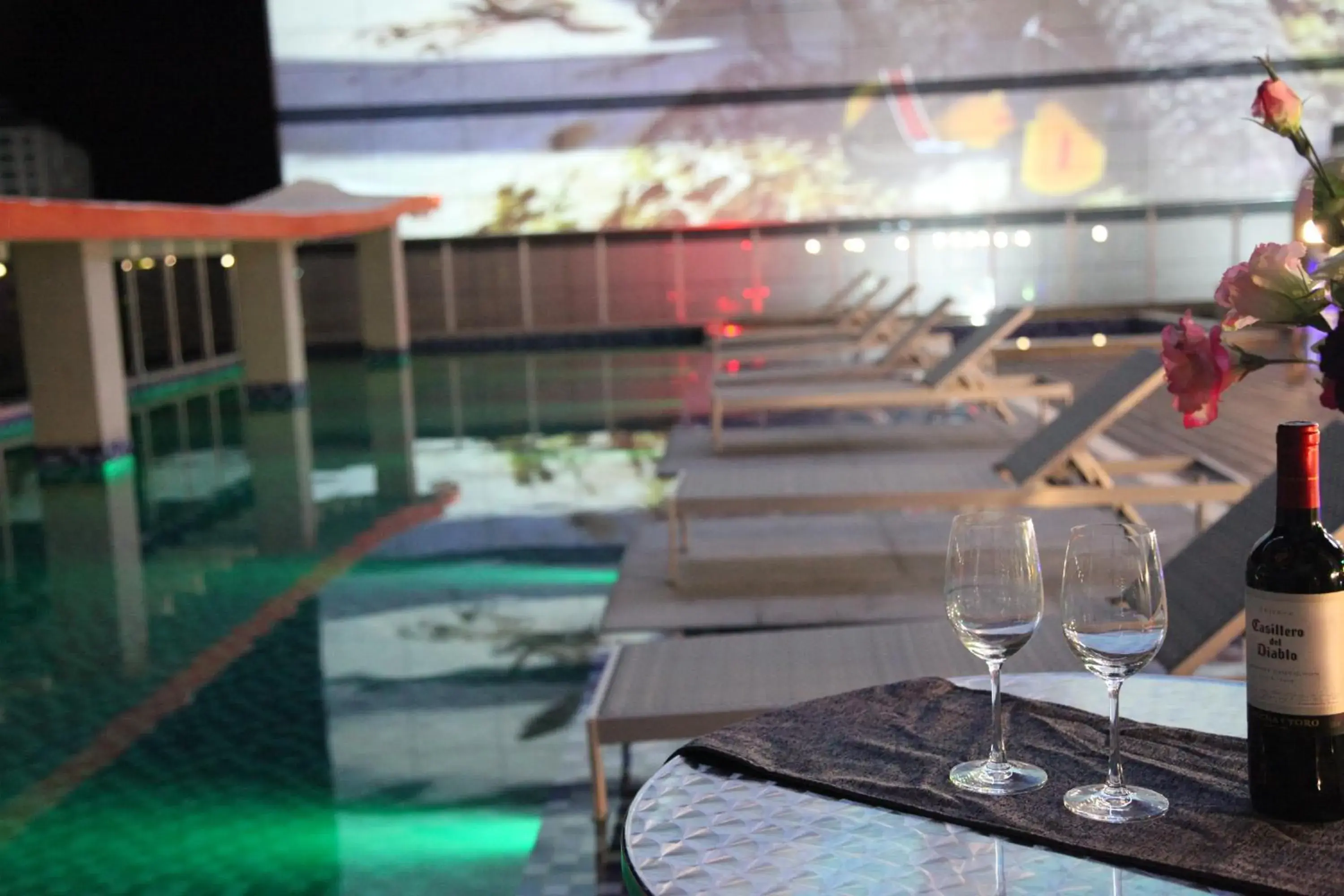 Swimming pool in CM Park Hotel Swimming pool in CM Park Hotel