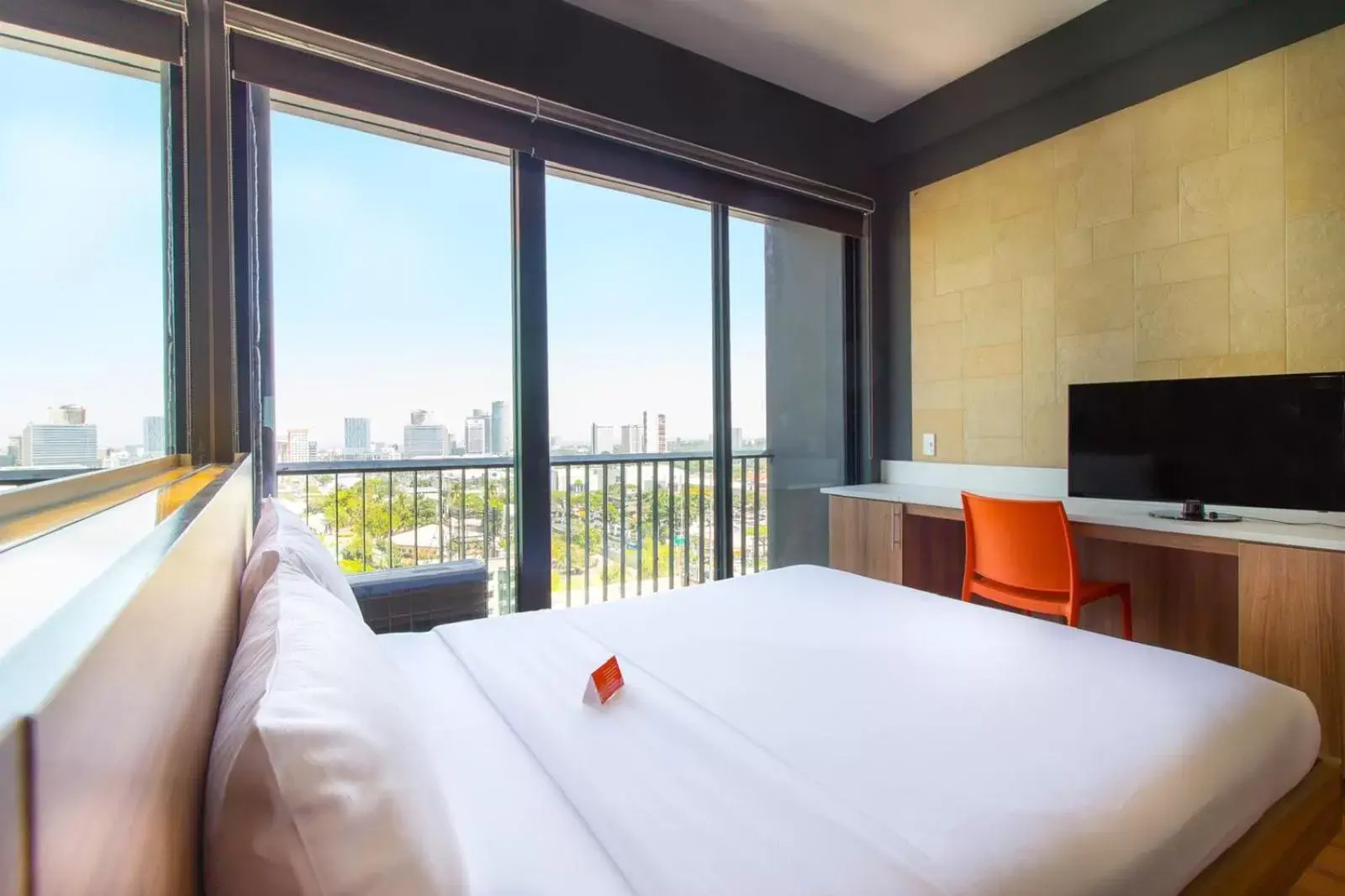Photo of the whole room, Bed in Azumi Boutique Hotel, Multiple Use Hotel Staycation Approved