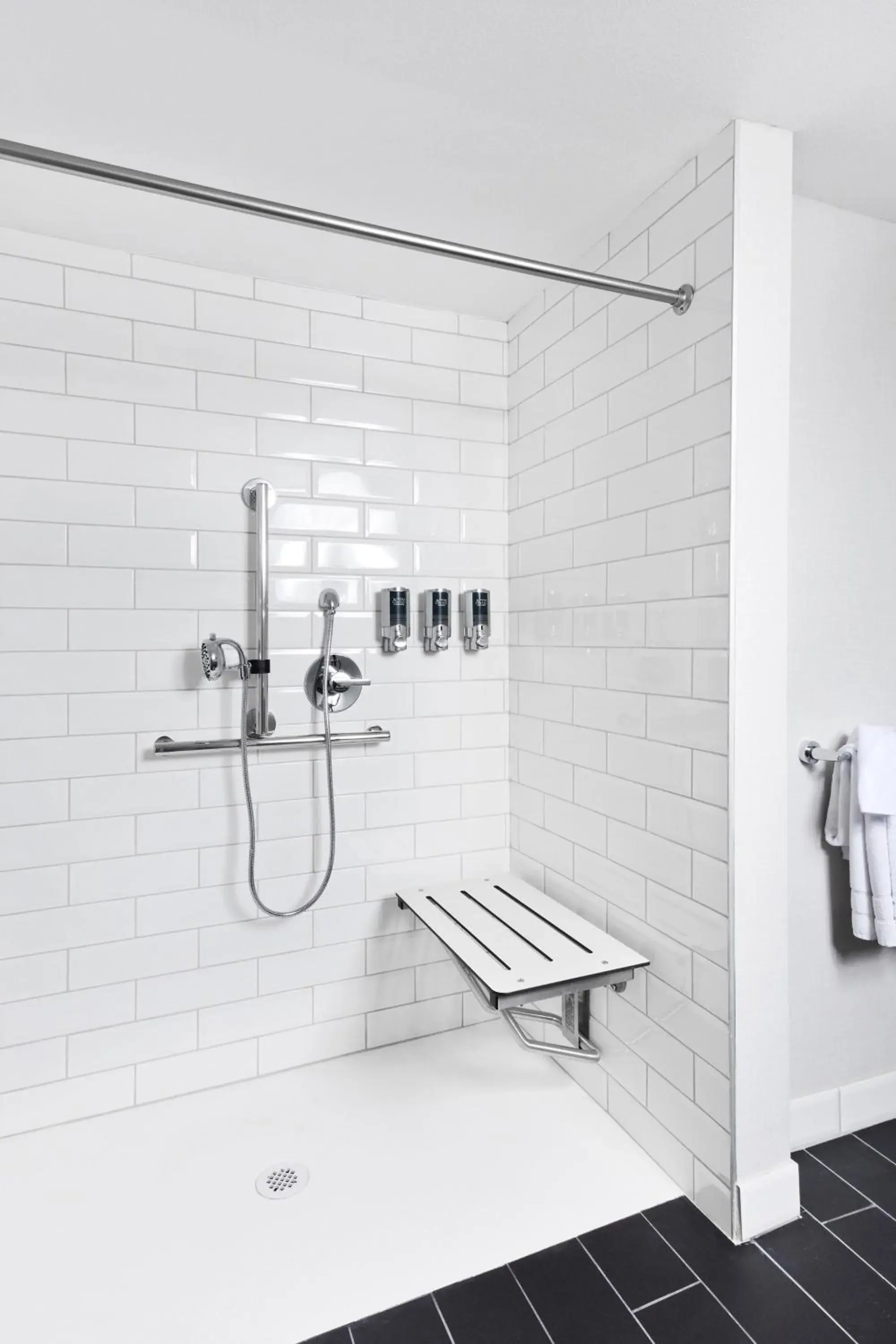 Bathroom in Four Points By Sheraton Ventura Harbor Resort