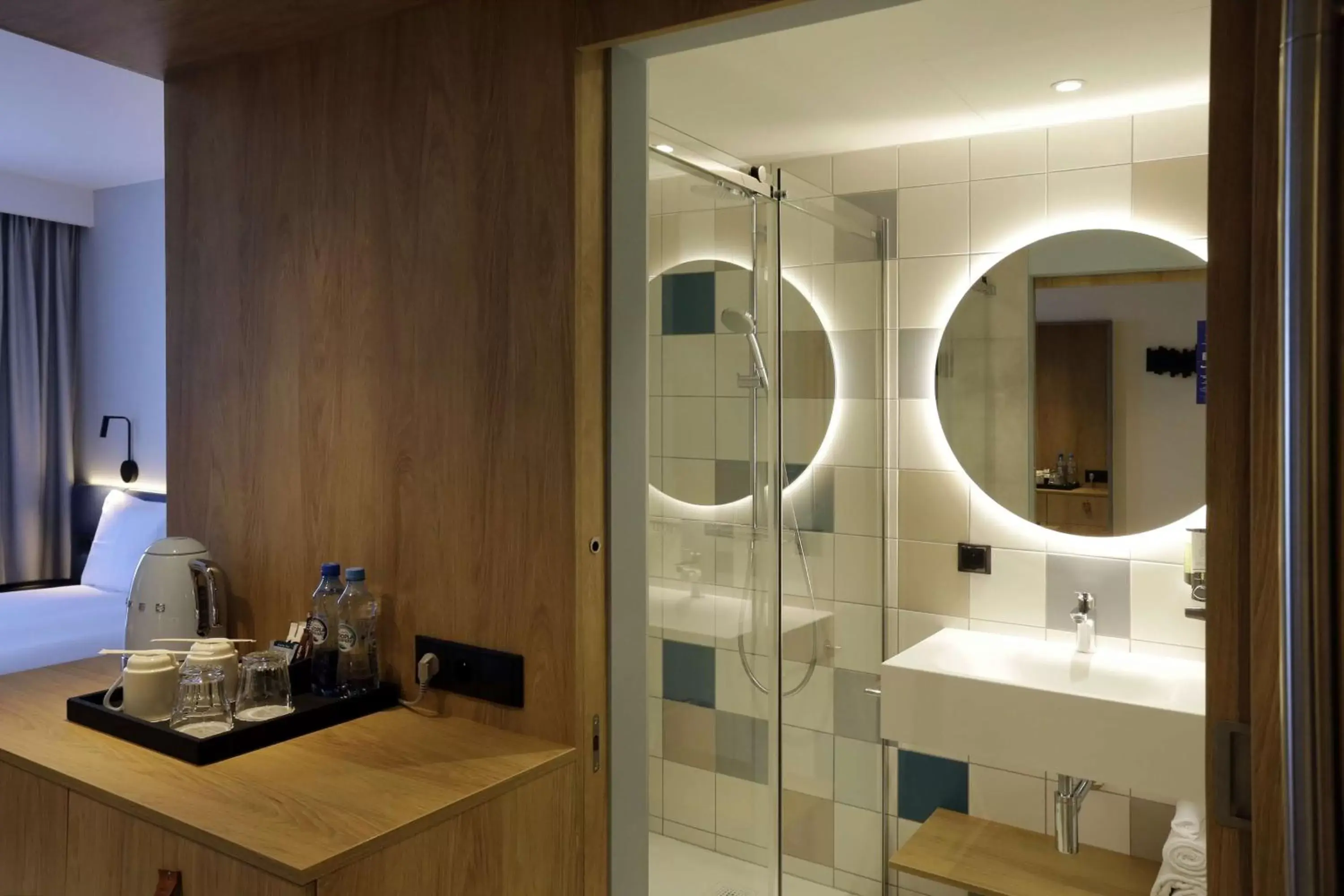 Bathroom in Hampton By Hilton Olsztyn