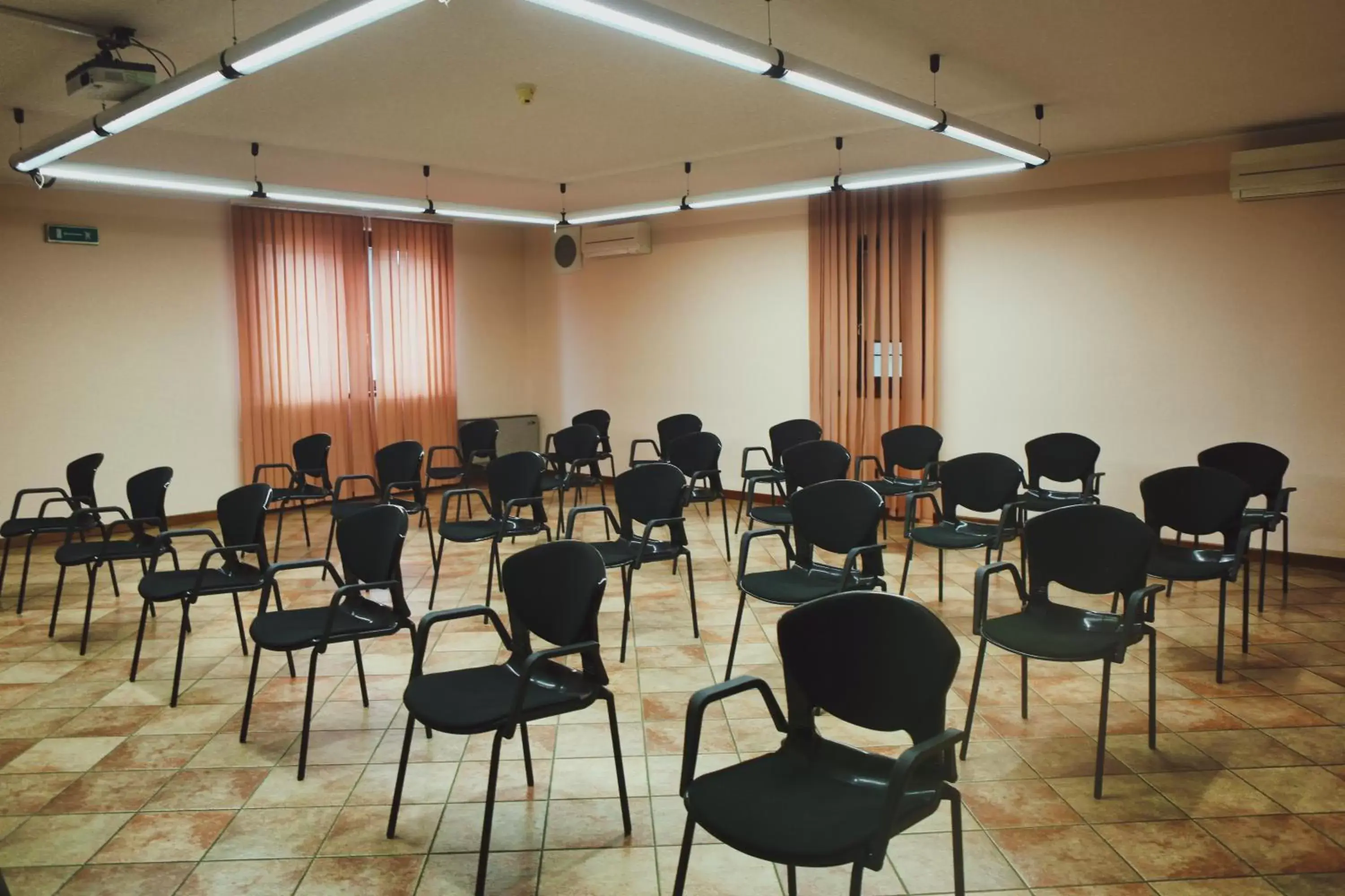 Meeting/conference room in Hotel Vecchio Casello