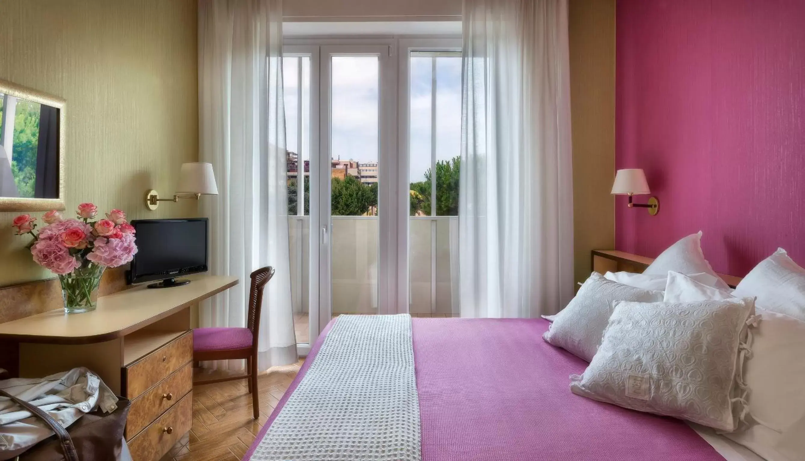 Photo of the whole room, Bed in Parioli Hotel Rimini