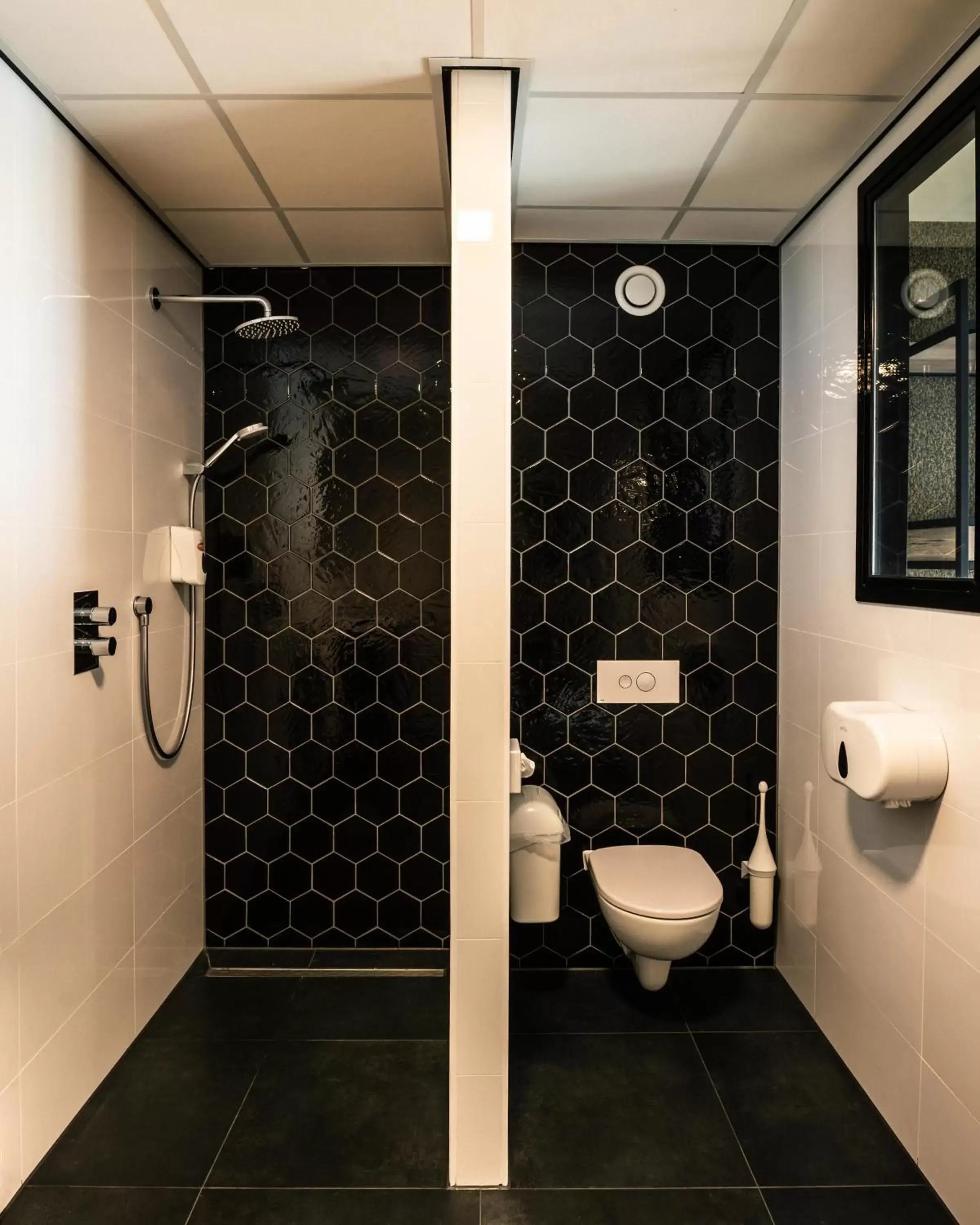 Bathroom in De Stobbe hotel & suites