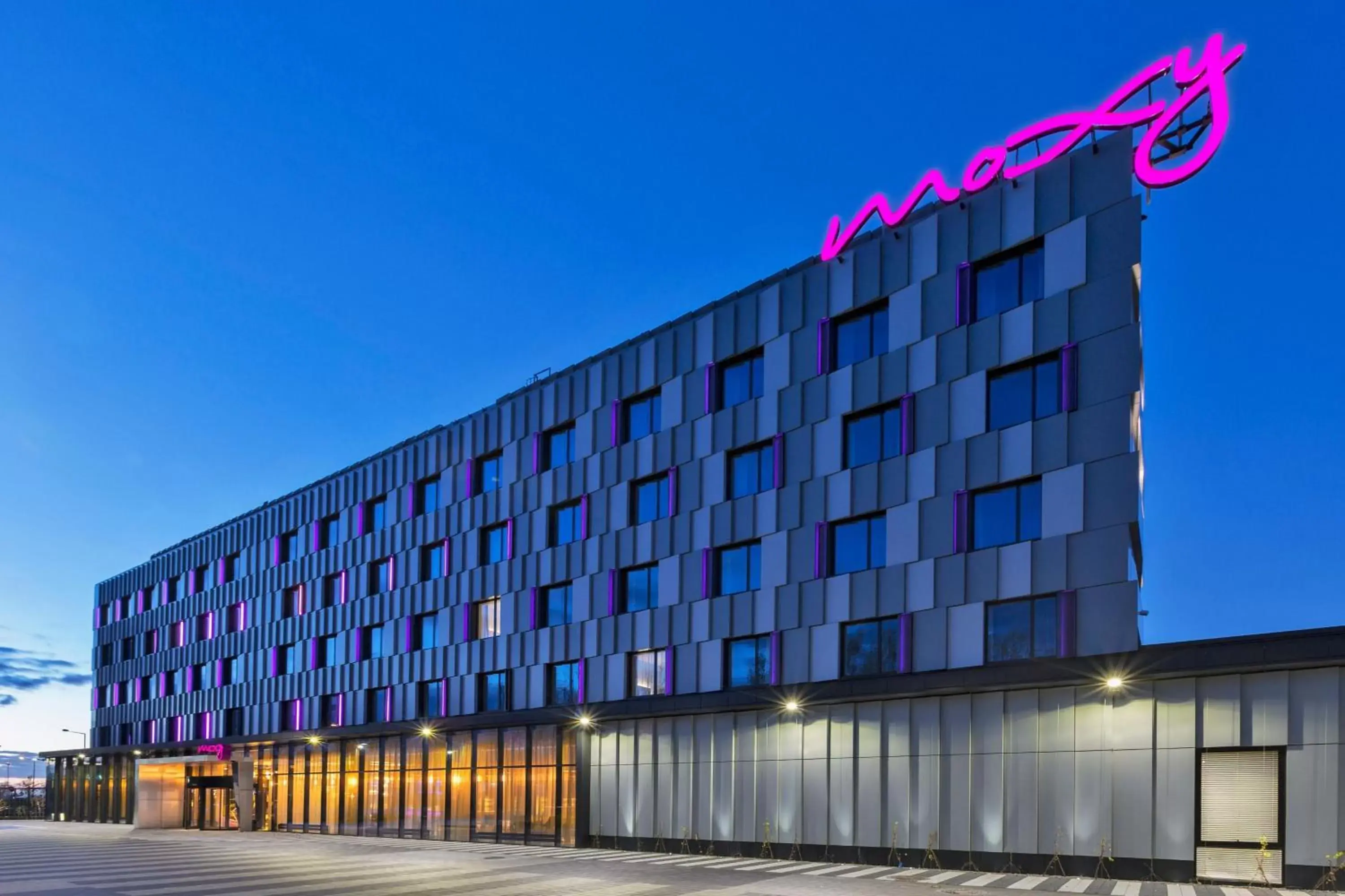 Property Building in Moxy Katowice Airport