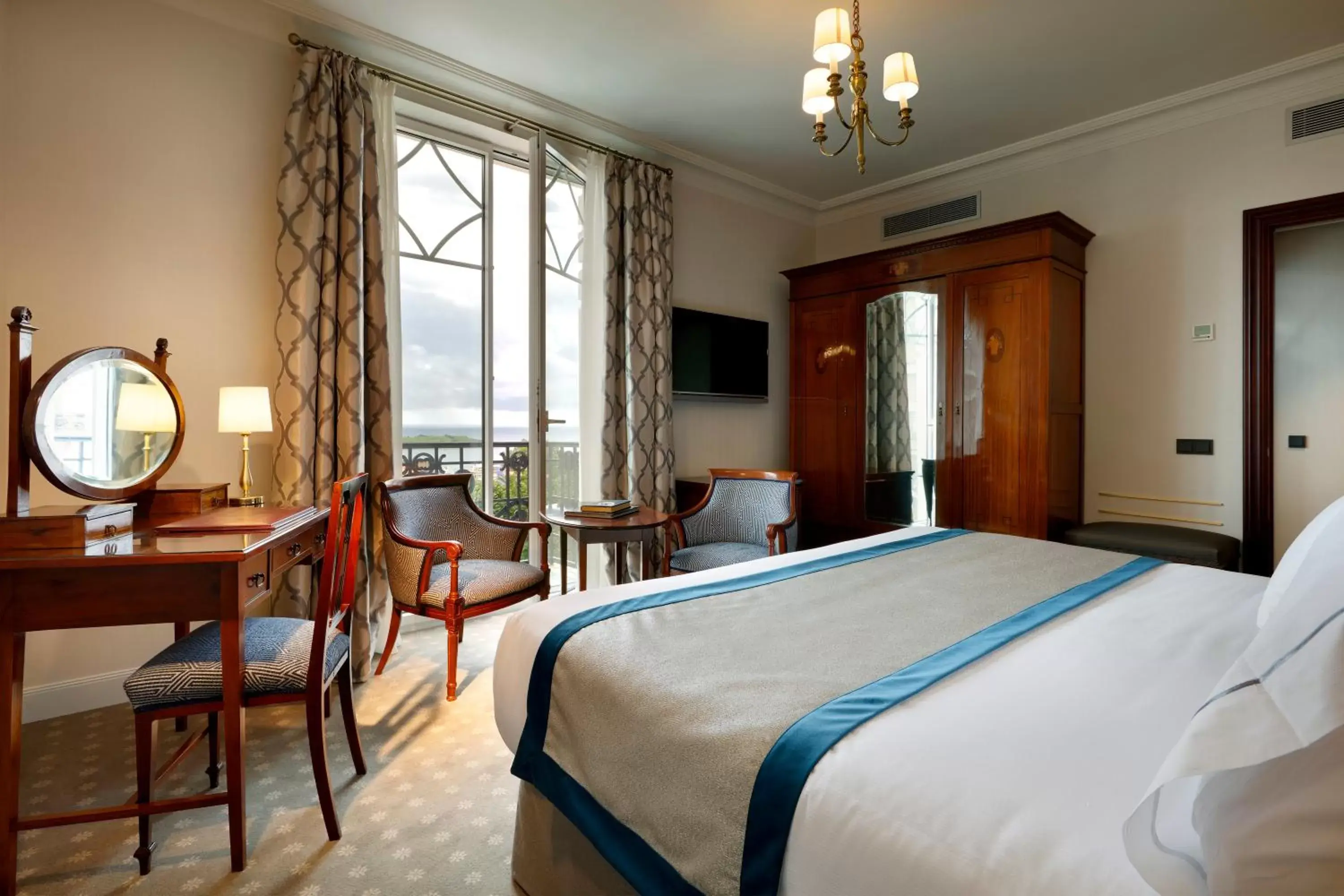 View (from property/room), Bed in Eurostars Hotel Real View (from property/room), Bed in Eurostars Hotel Real