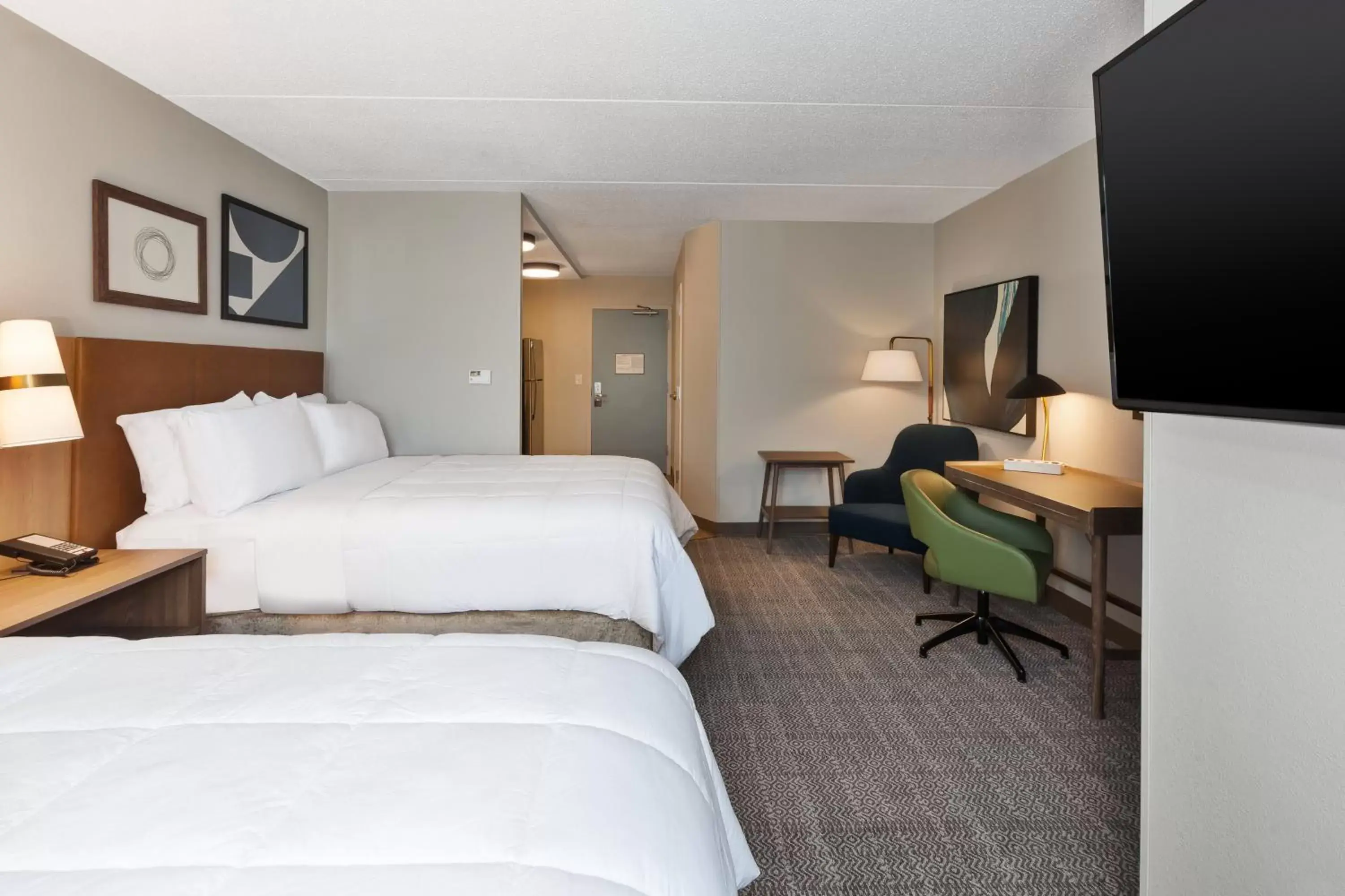 Bedroom, Bed in Staybridge Suites Pittsburgh Airport, an IHG Hotel