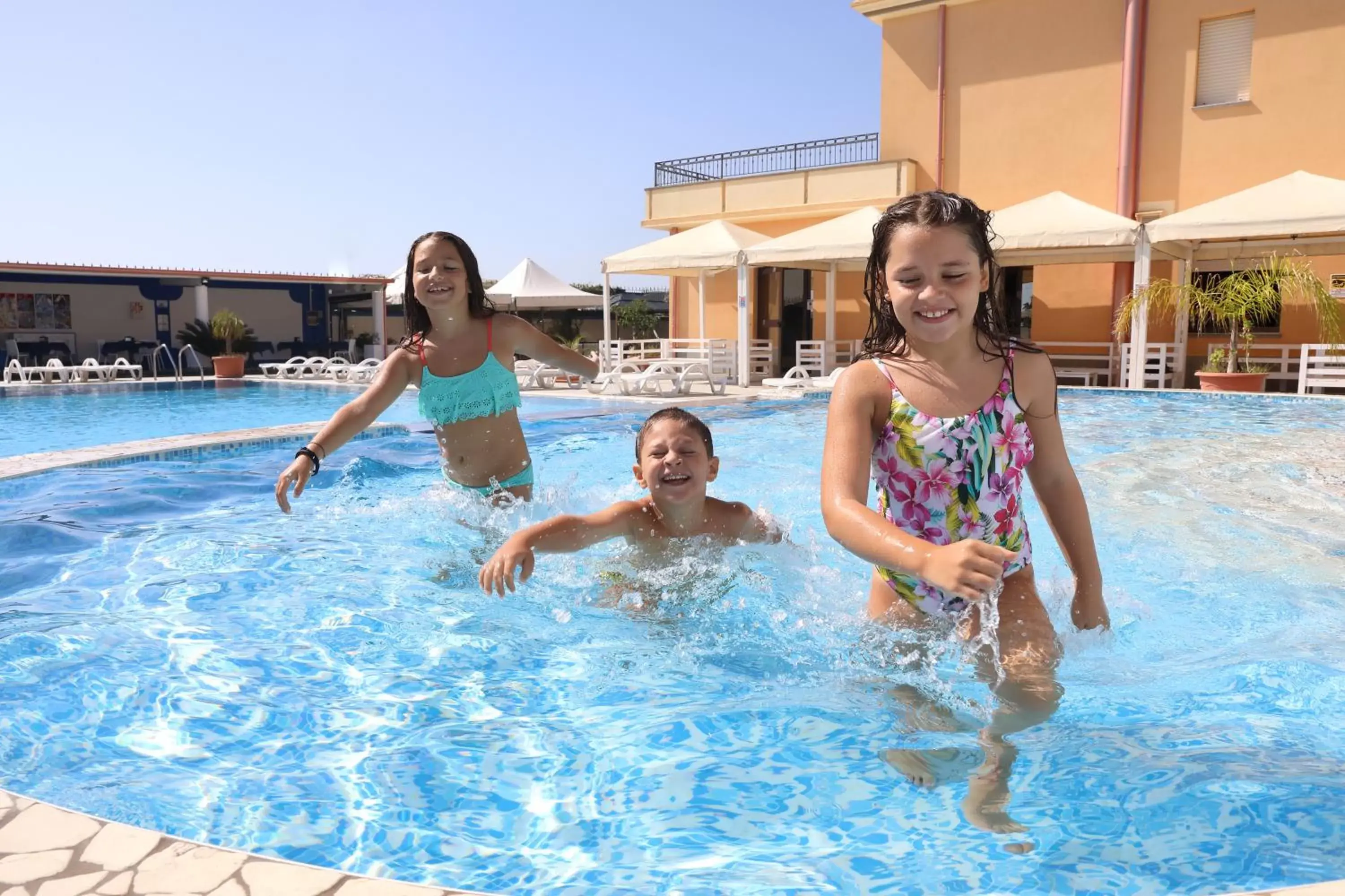 children, Swimming Pool in Grand Hotel Paradiso