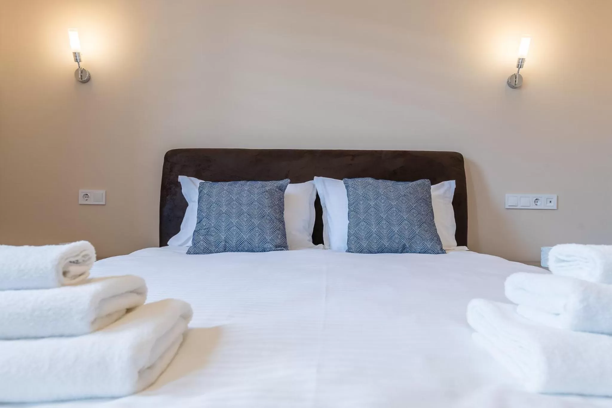 Bed in Pensiunea Select Central