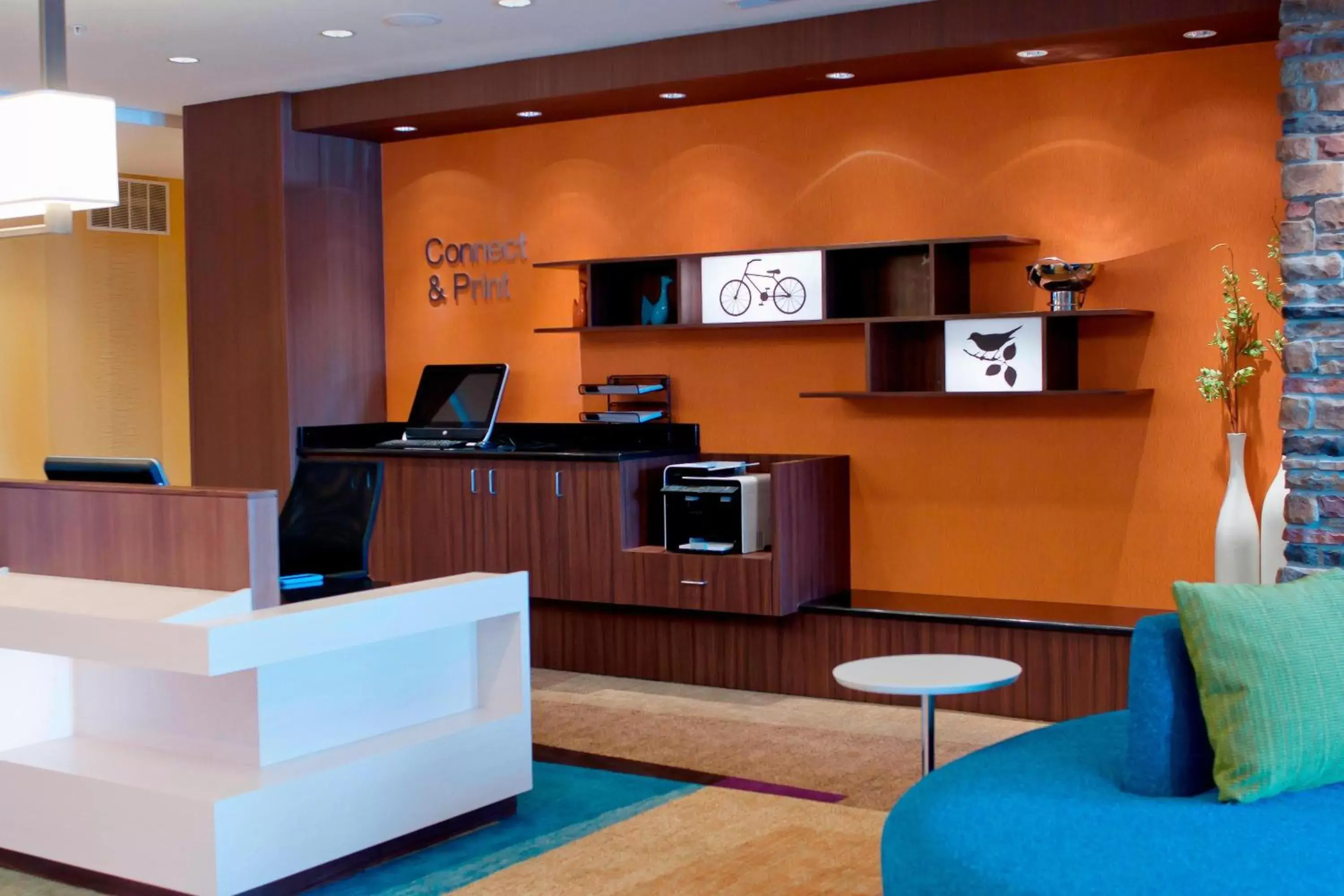 Business facilities, TV/Entertainment Center in Fairfield Inn & Suites by Marriott Des Moines Urbandale