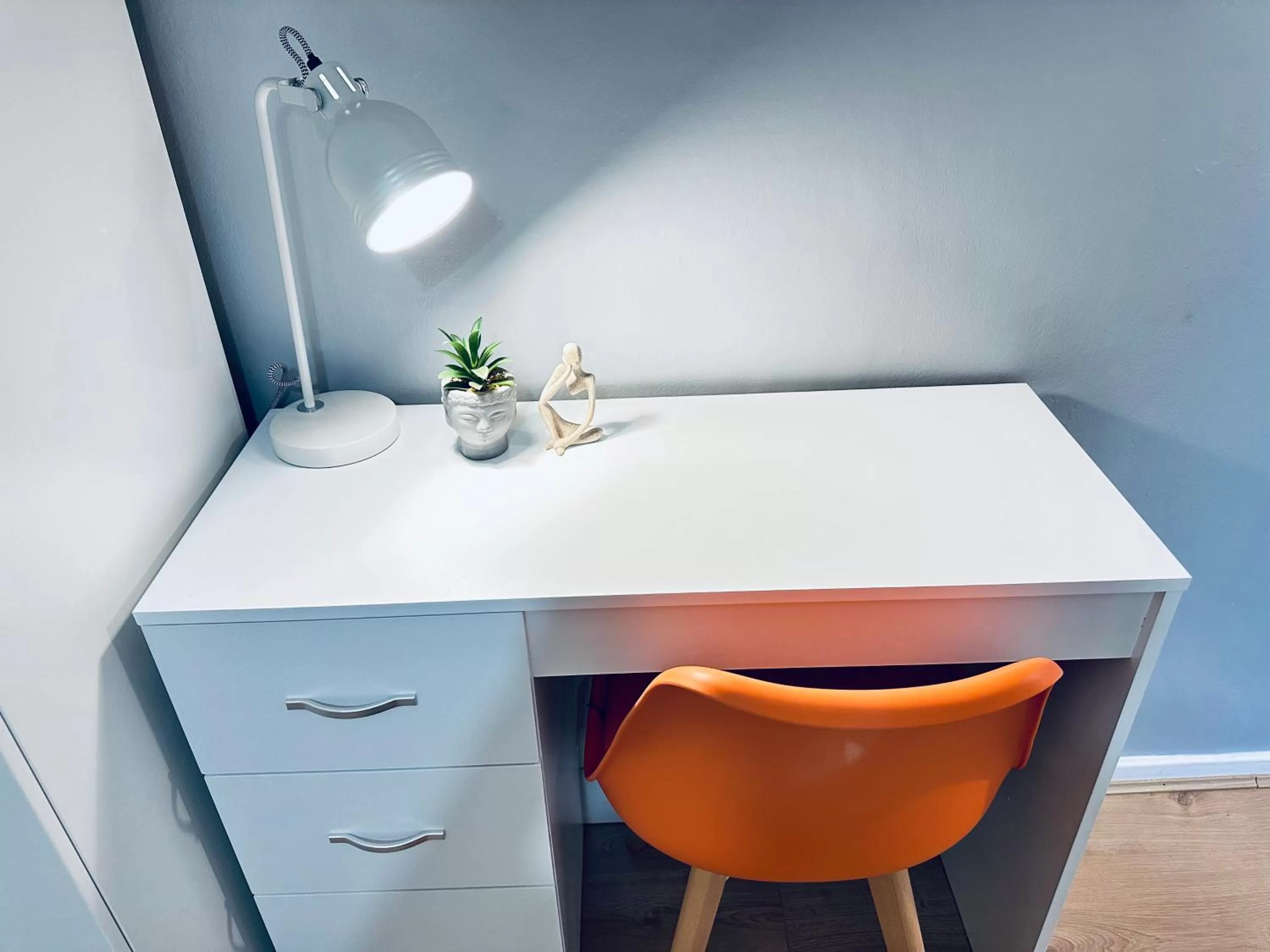 hair dresser, Dining Area in Sandys Holidays Home