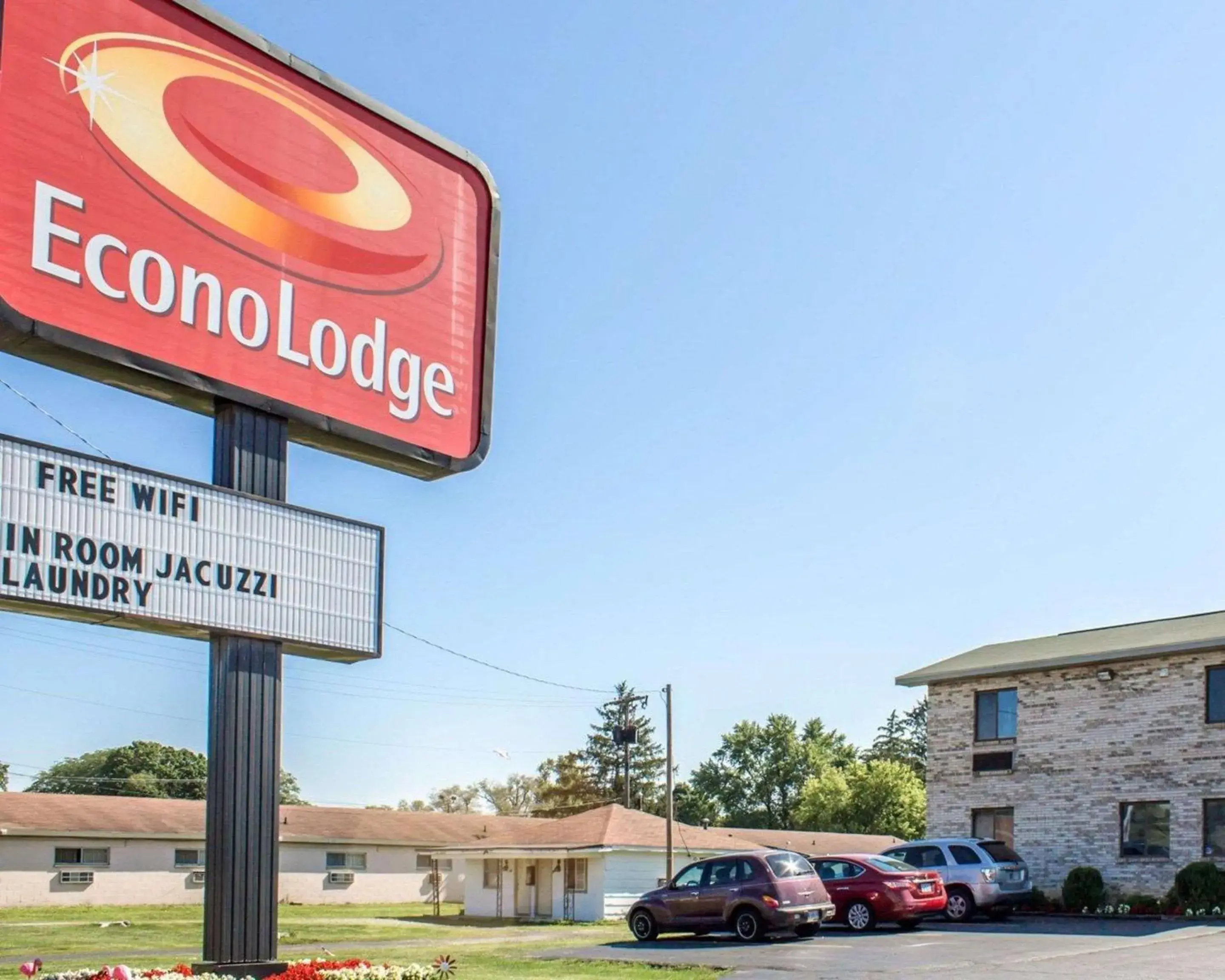 Property building in Econo Lodge Elkhart