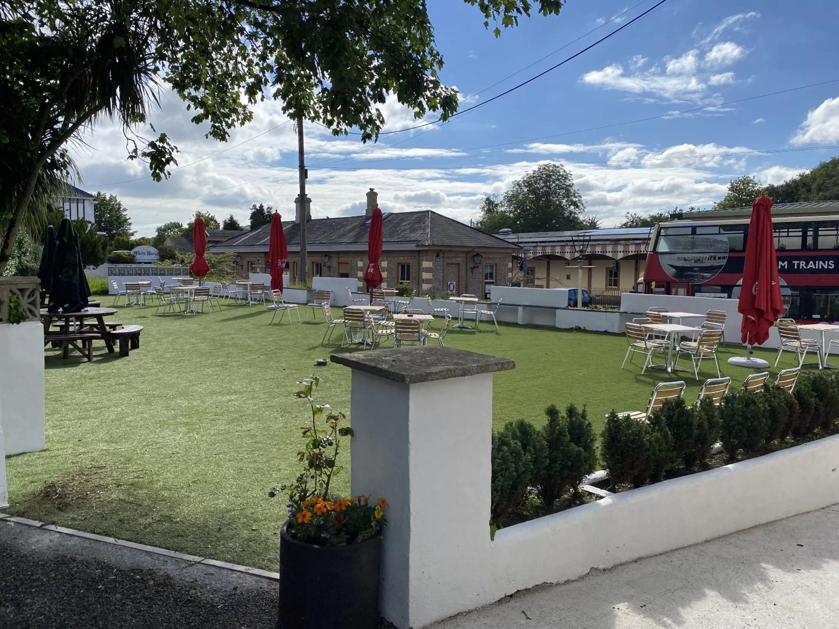Garden in The Railway Inn