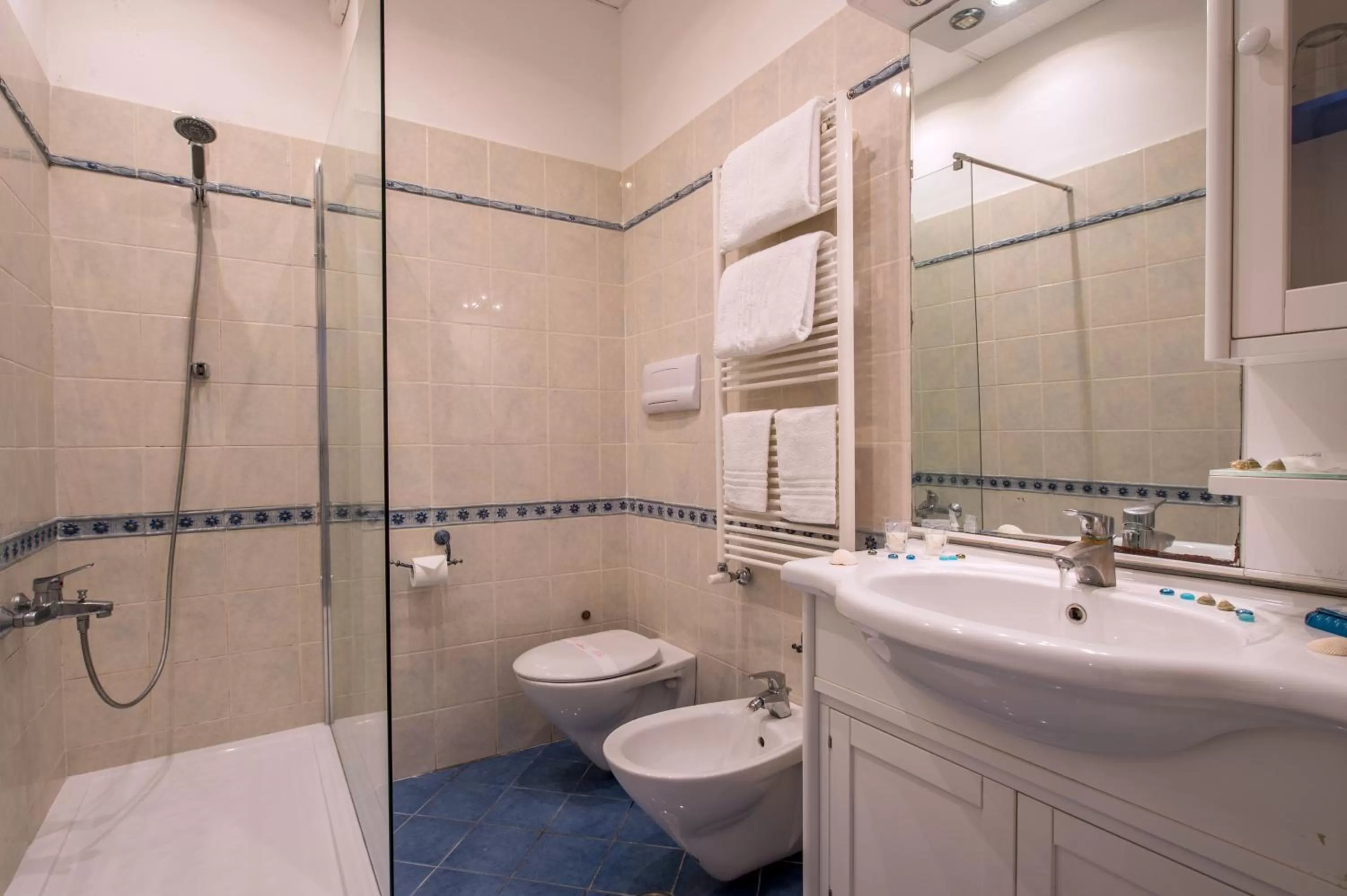 Shower in House Matilde