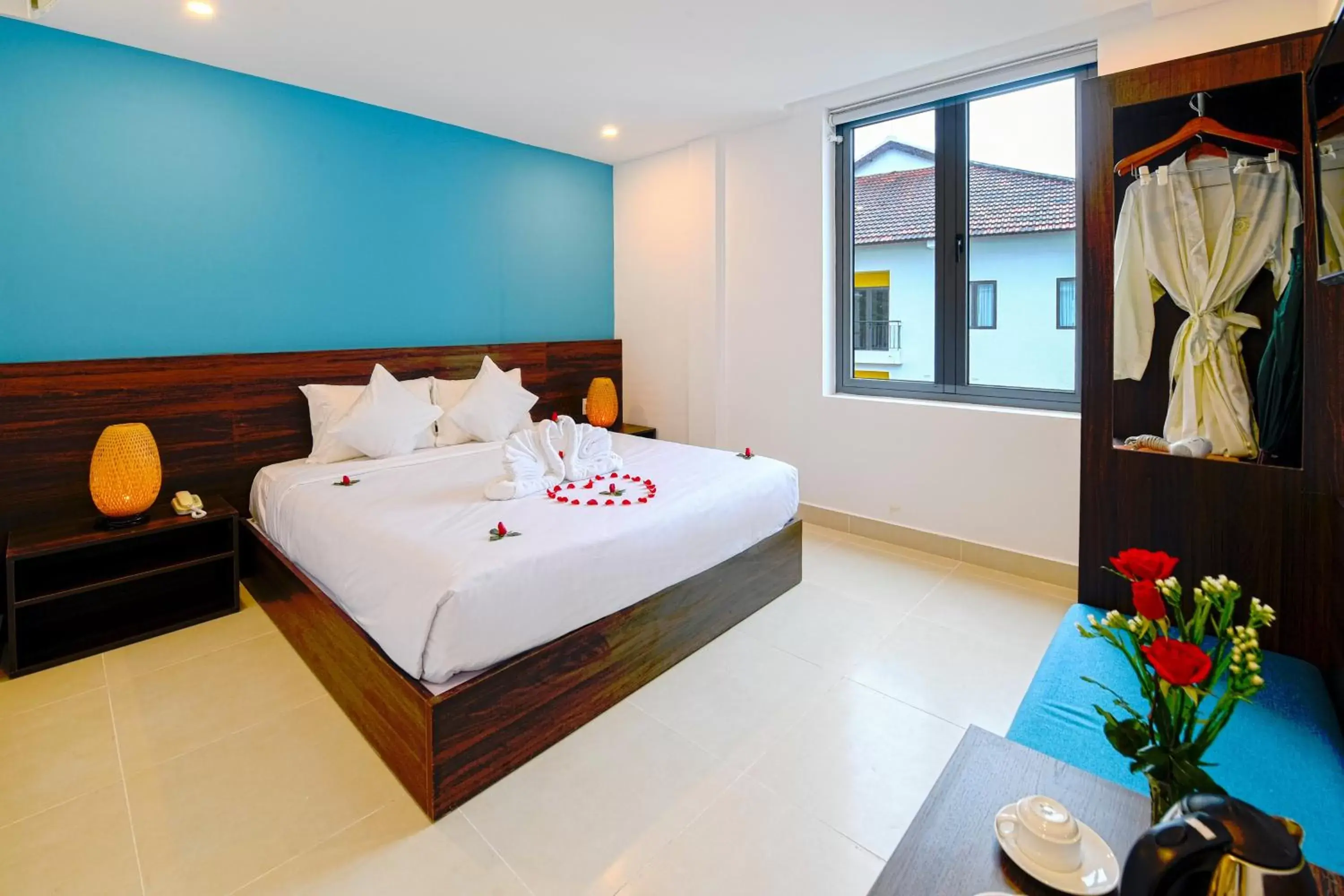 Photo of the whole room, Bed in Hoi An Dream City Hotel