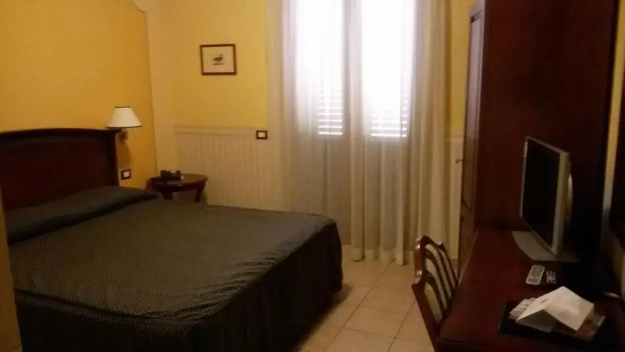 Bedroom, Bed in Locanda La Comacina
