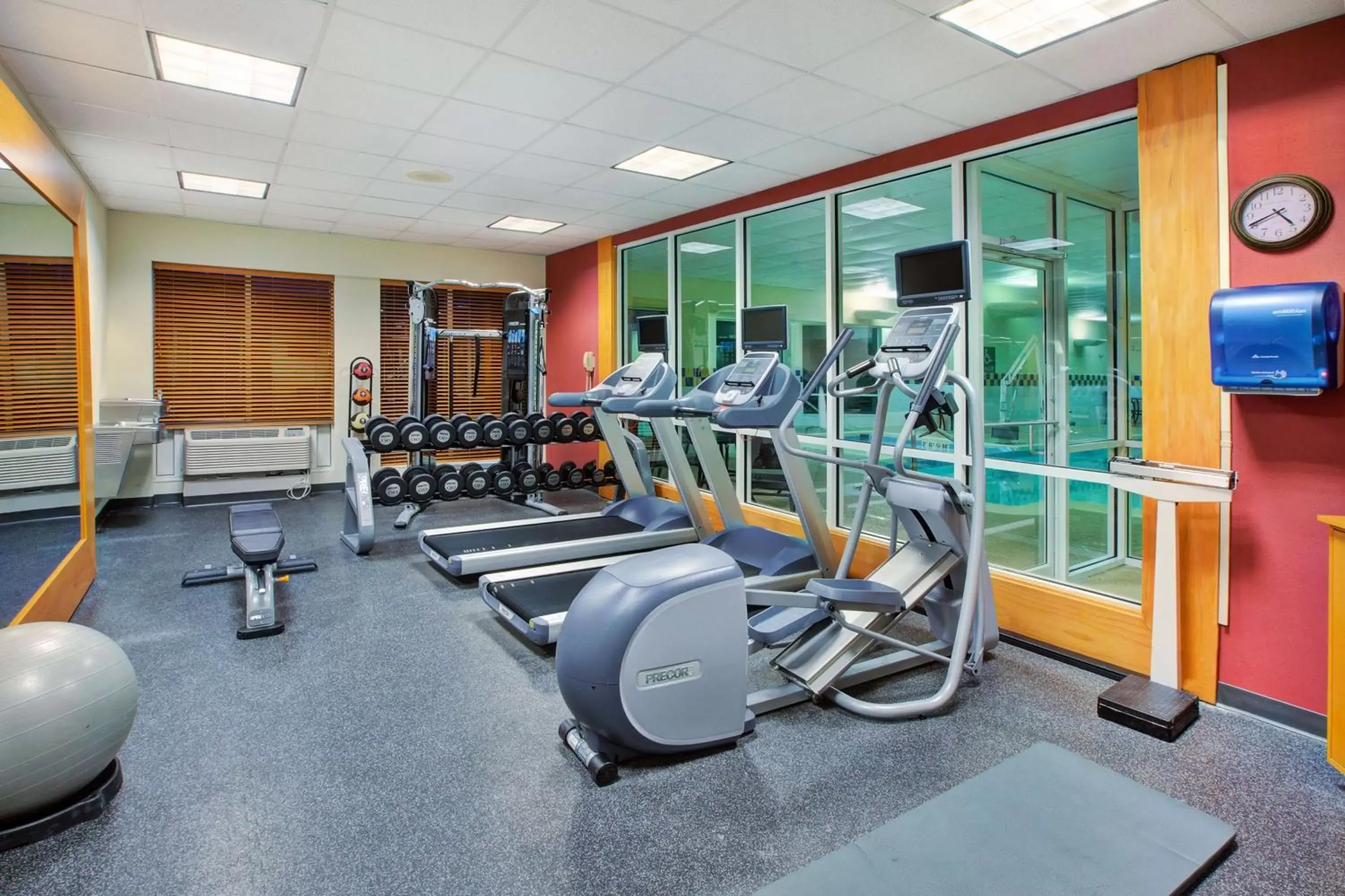 Fitness centre/facilities, Fitness Center/Facilities in Hilton Garden Inn Chesterton