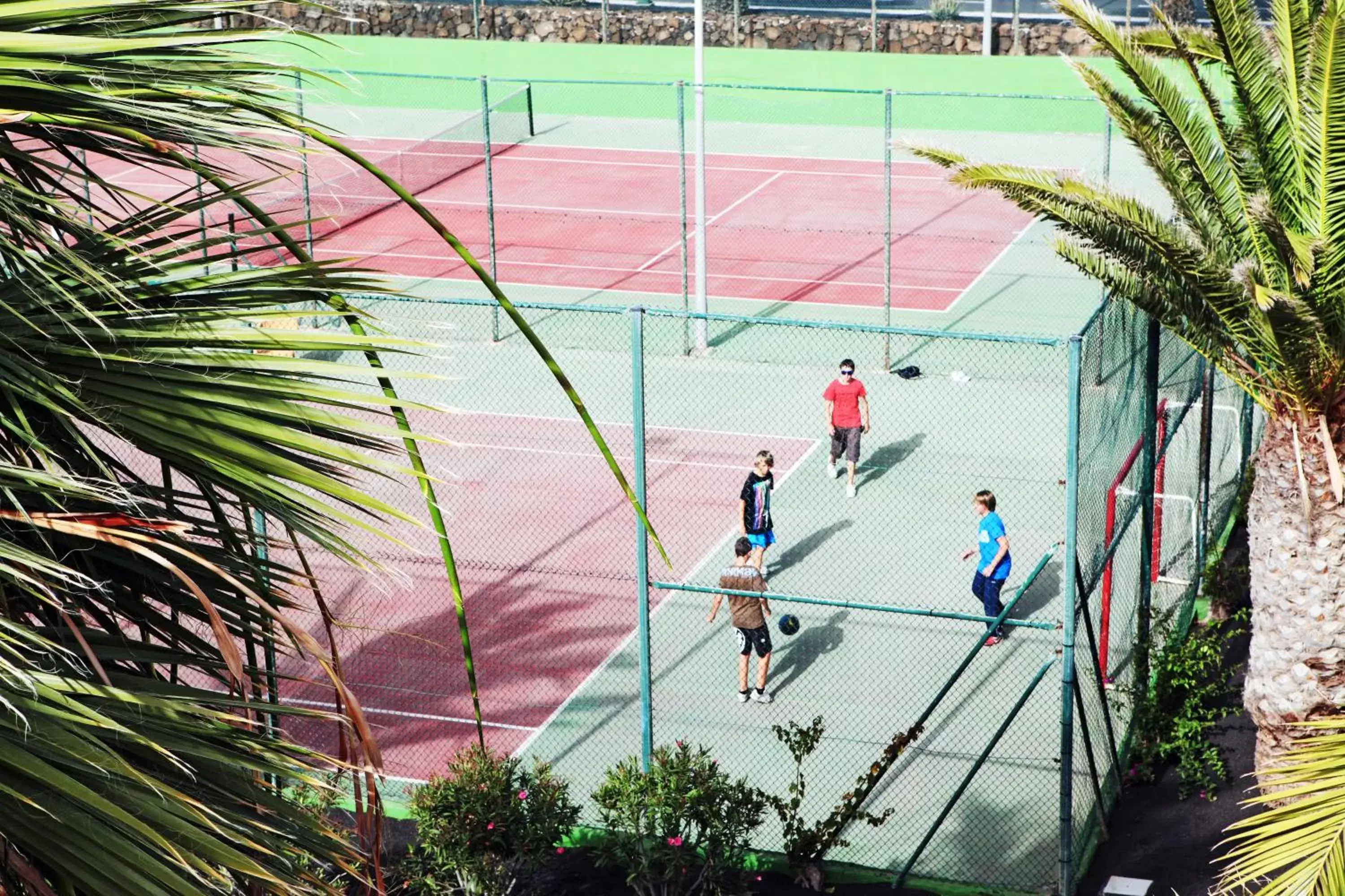 Tennis court in H10 Suites Lanzarote Gardens