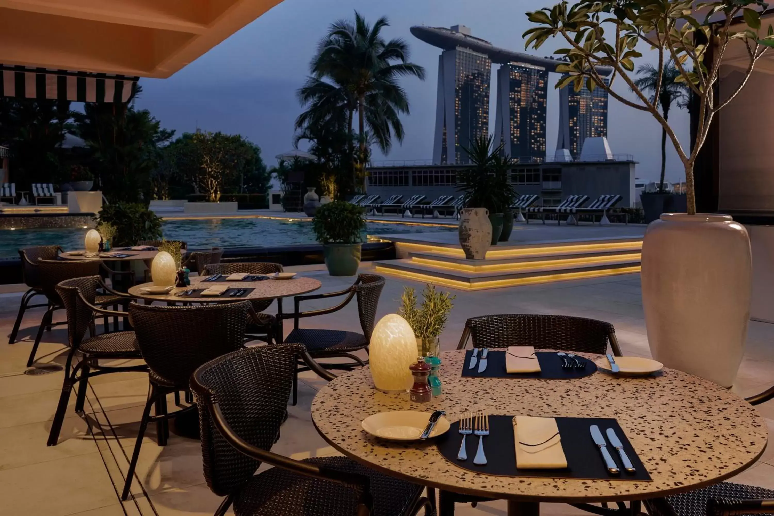 Restaurant/Places to Eat in Mandarin Oriental, Singapore