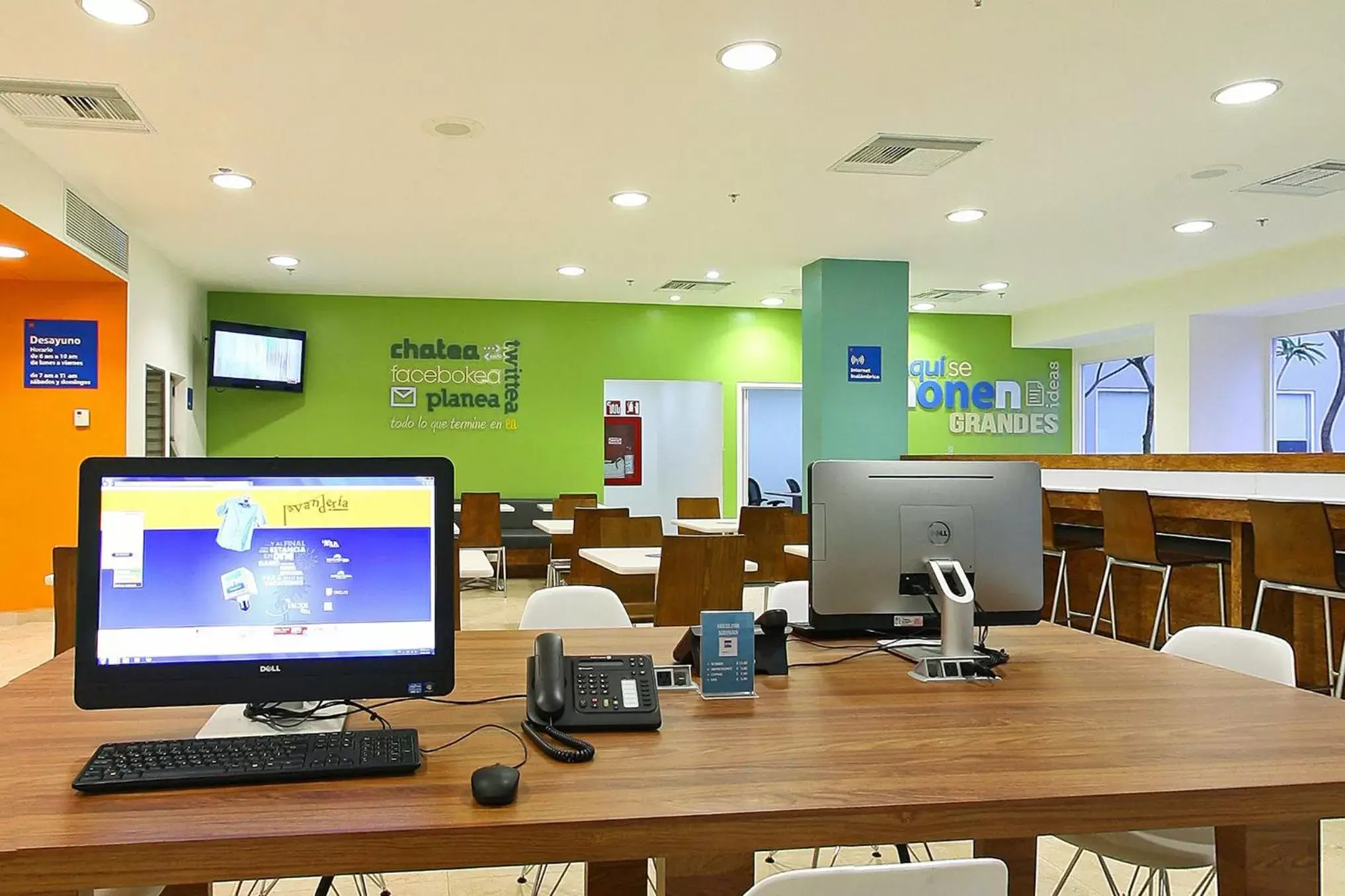 Business facilities in One Oaxaca Centro