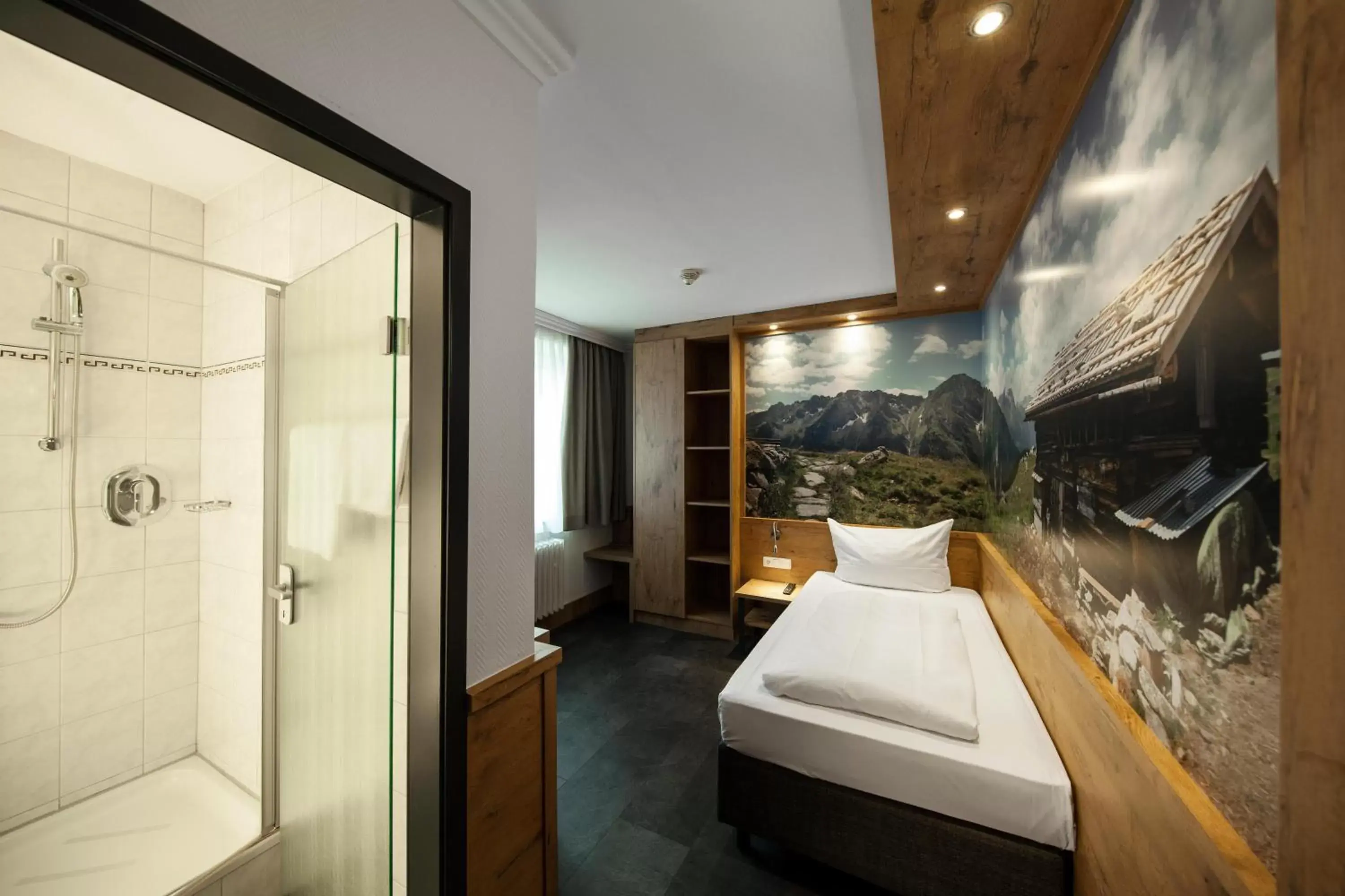 Standard Single Room in Paulaner am Dom Hotel Standard Single Room in Paulaner am Dom Hotel