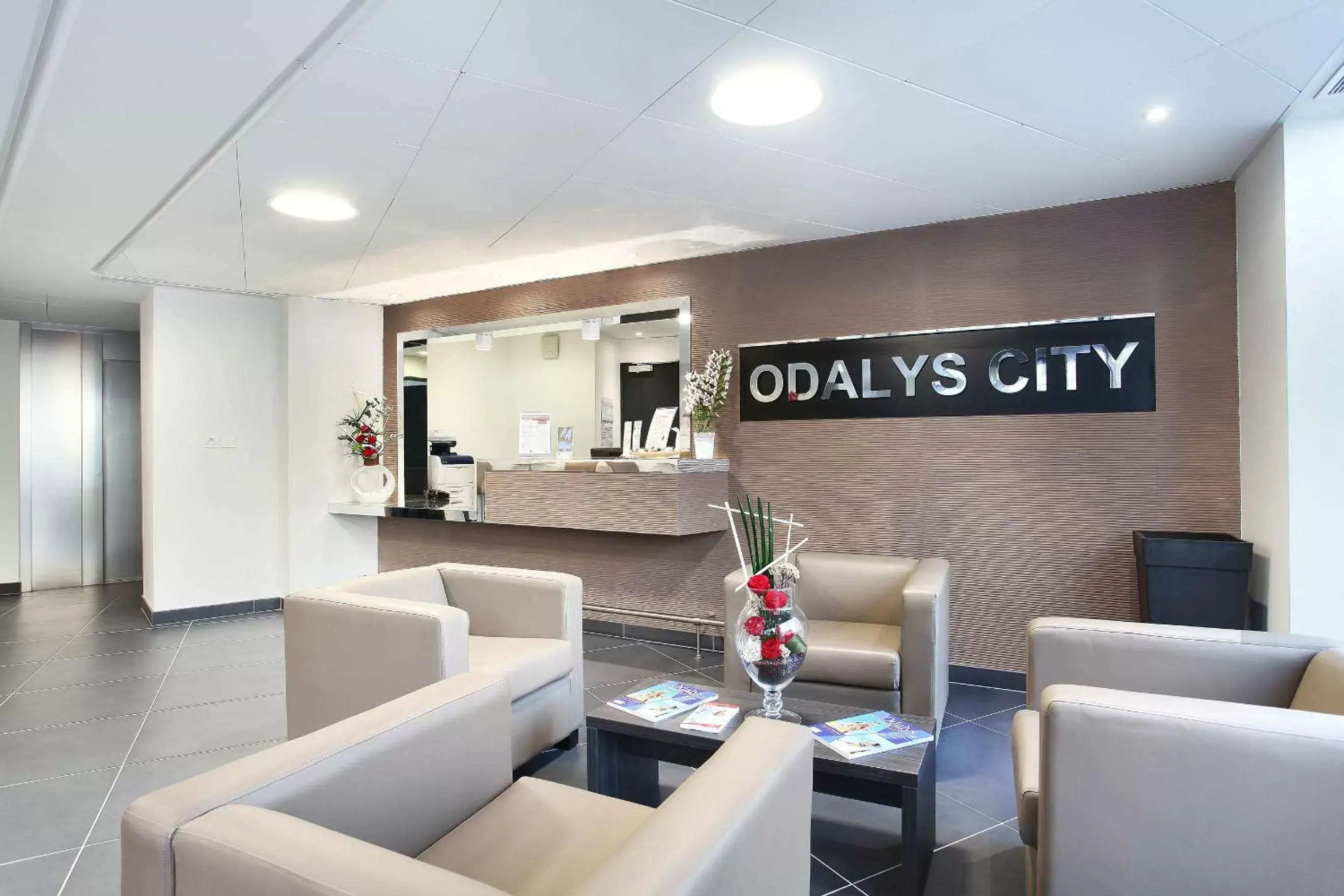 Lobby or reception in Odalys City Marseille Prado Castellane