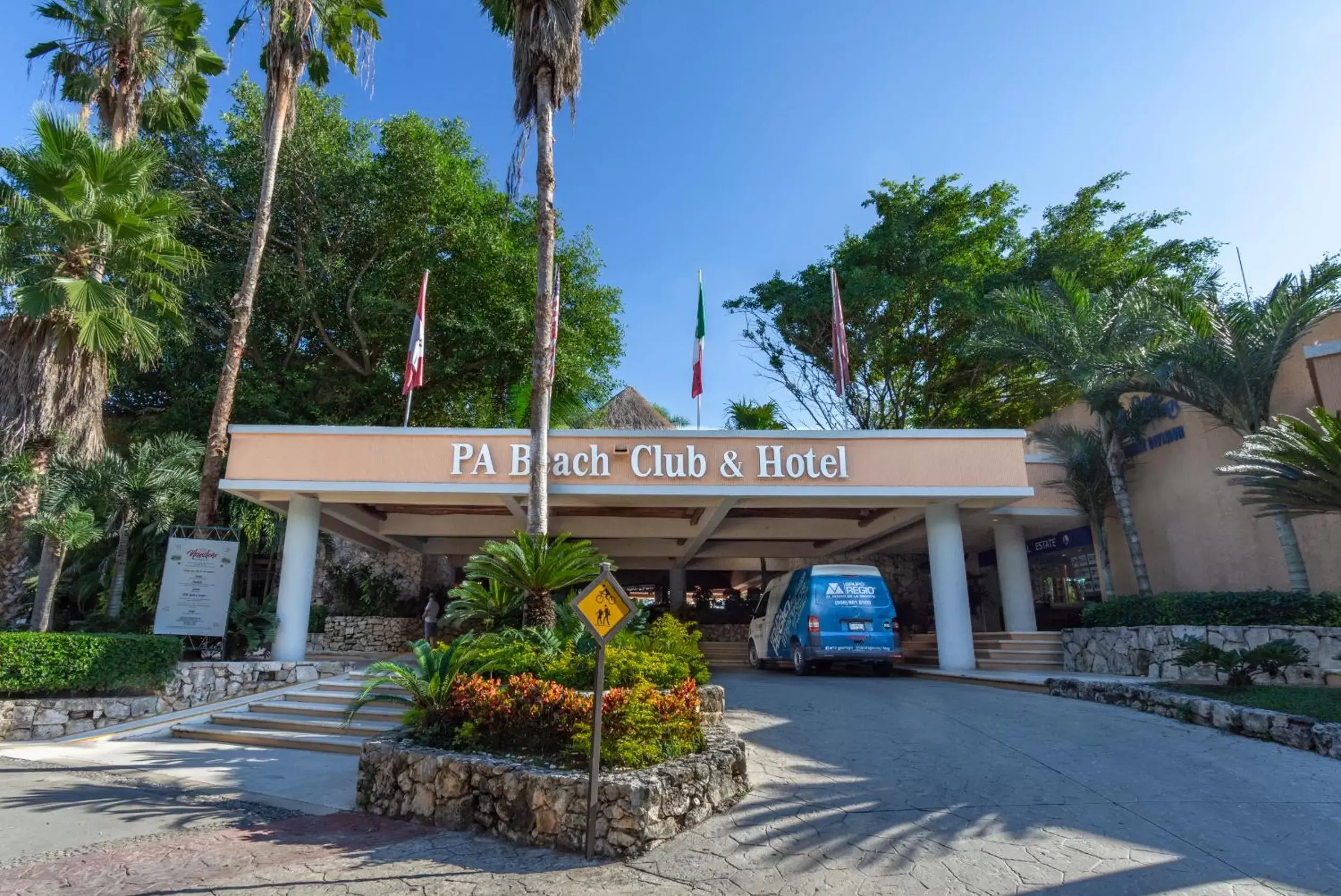 Property Building in Puerto Aventuras Hotel & Beach Club
