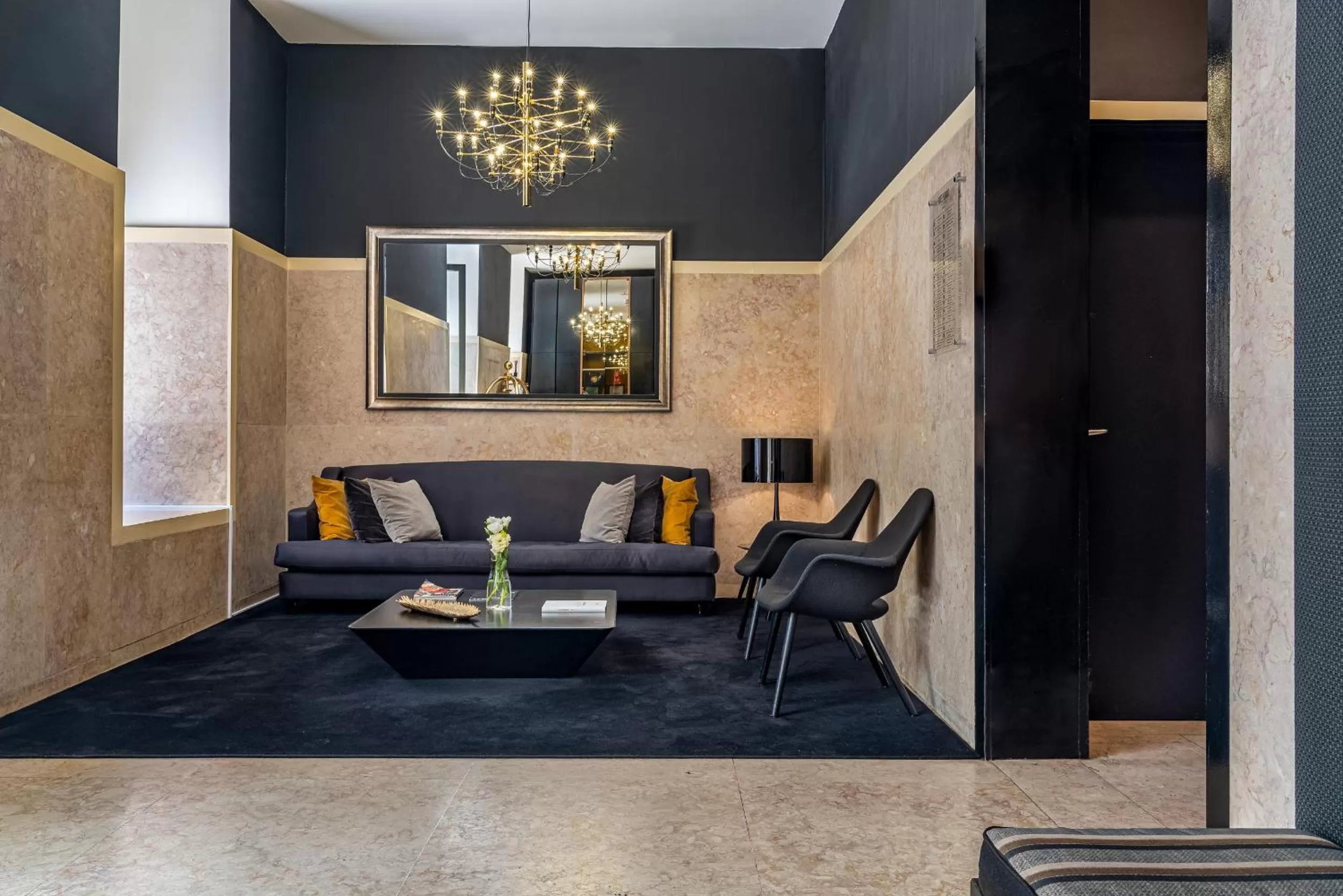 Lobby or reception in Hotel do Chiado