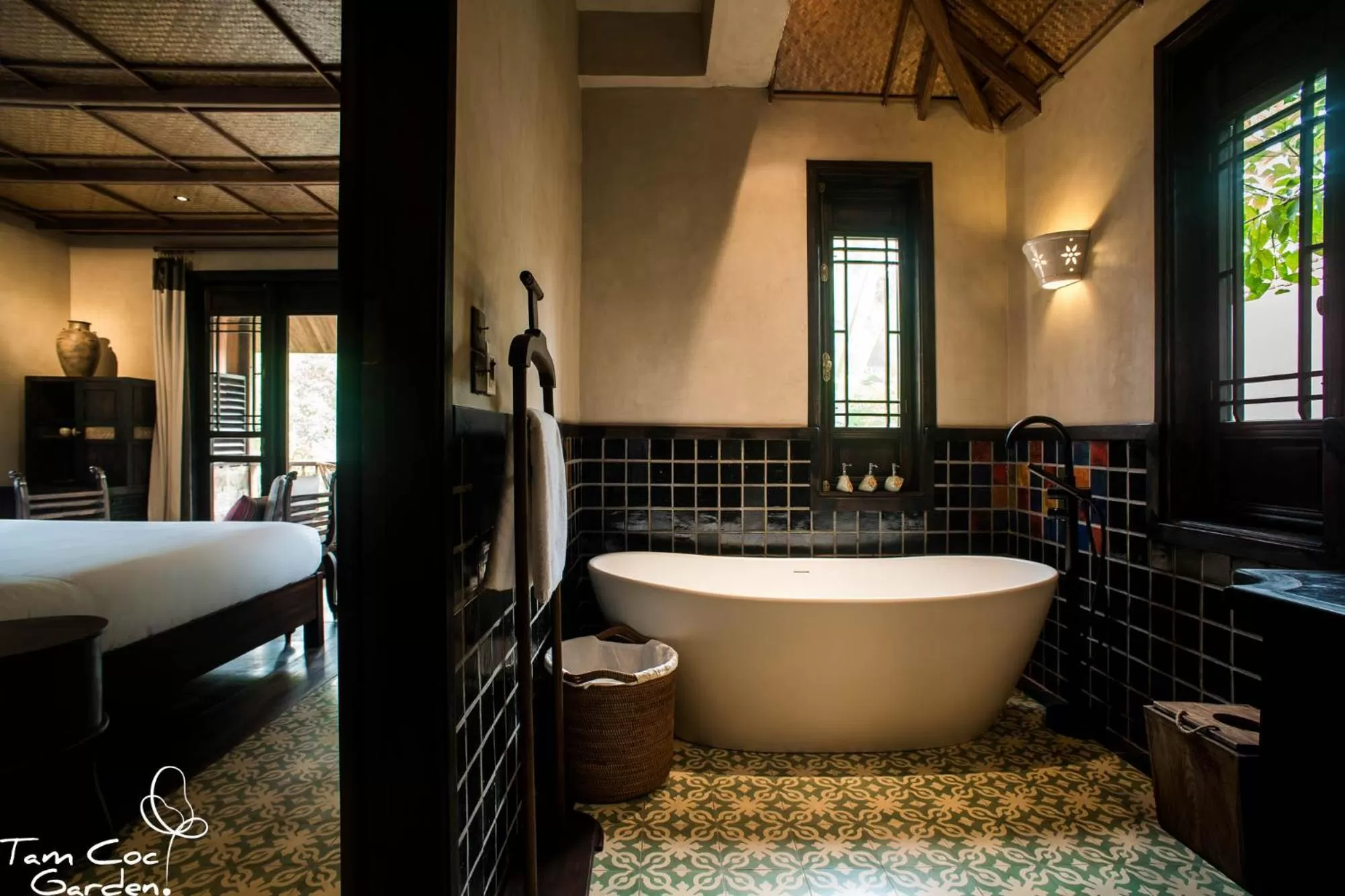 Bathroom, Bed in Tam Coc Garden Resort