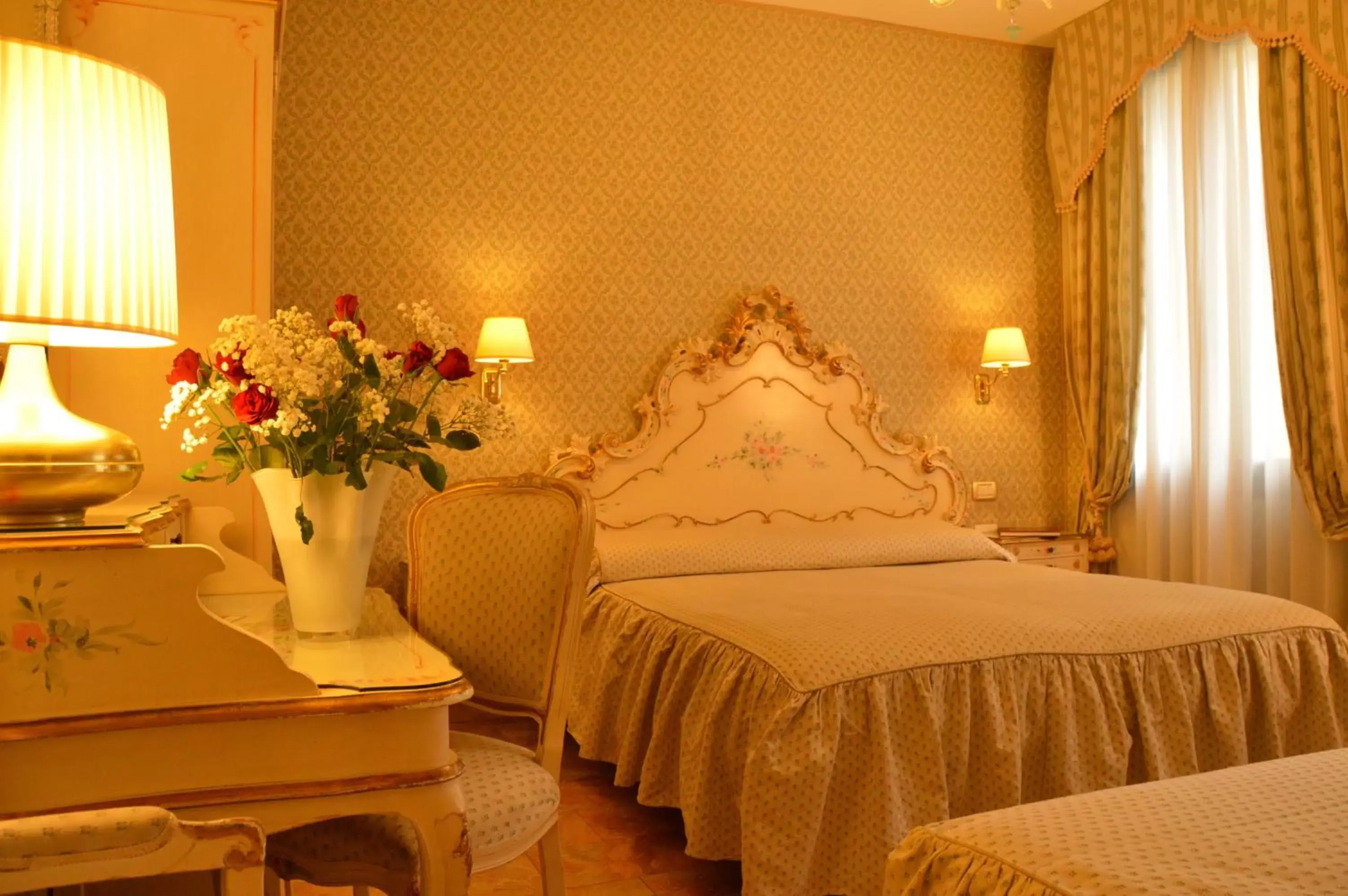 Classic Family Room (3 Adults) in Hotel Canaletto