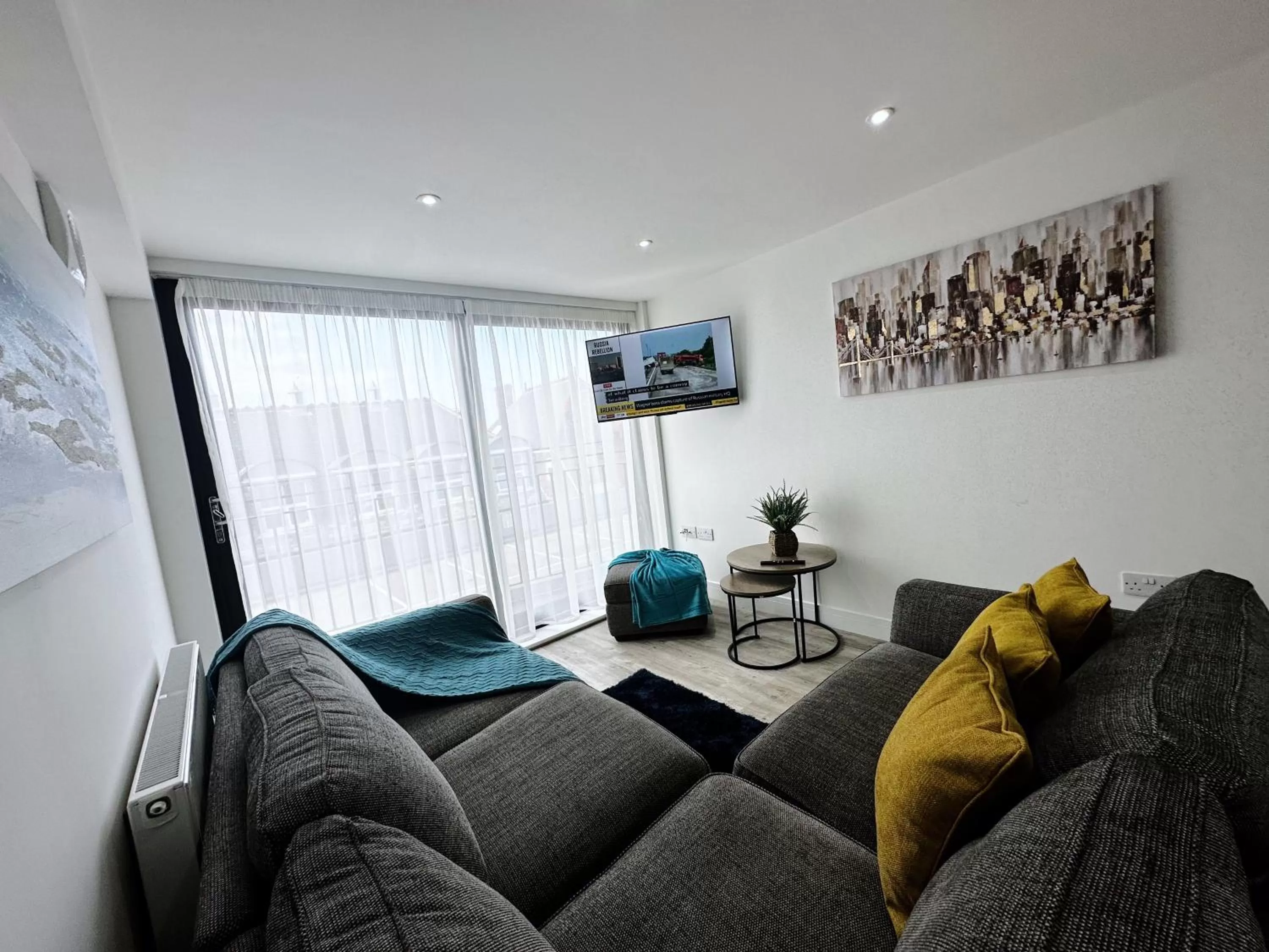 TV and multimedia in The Atlantis - Tower Apartments