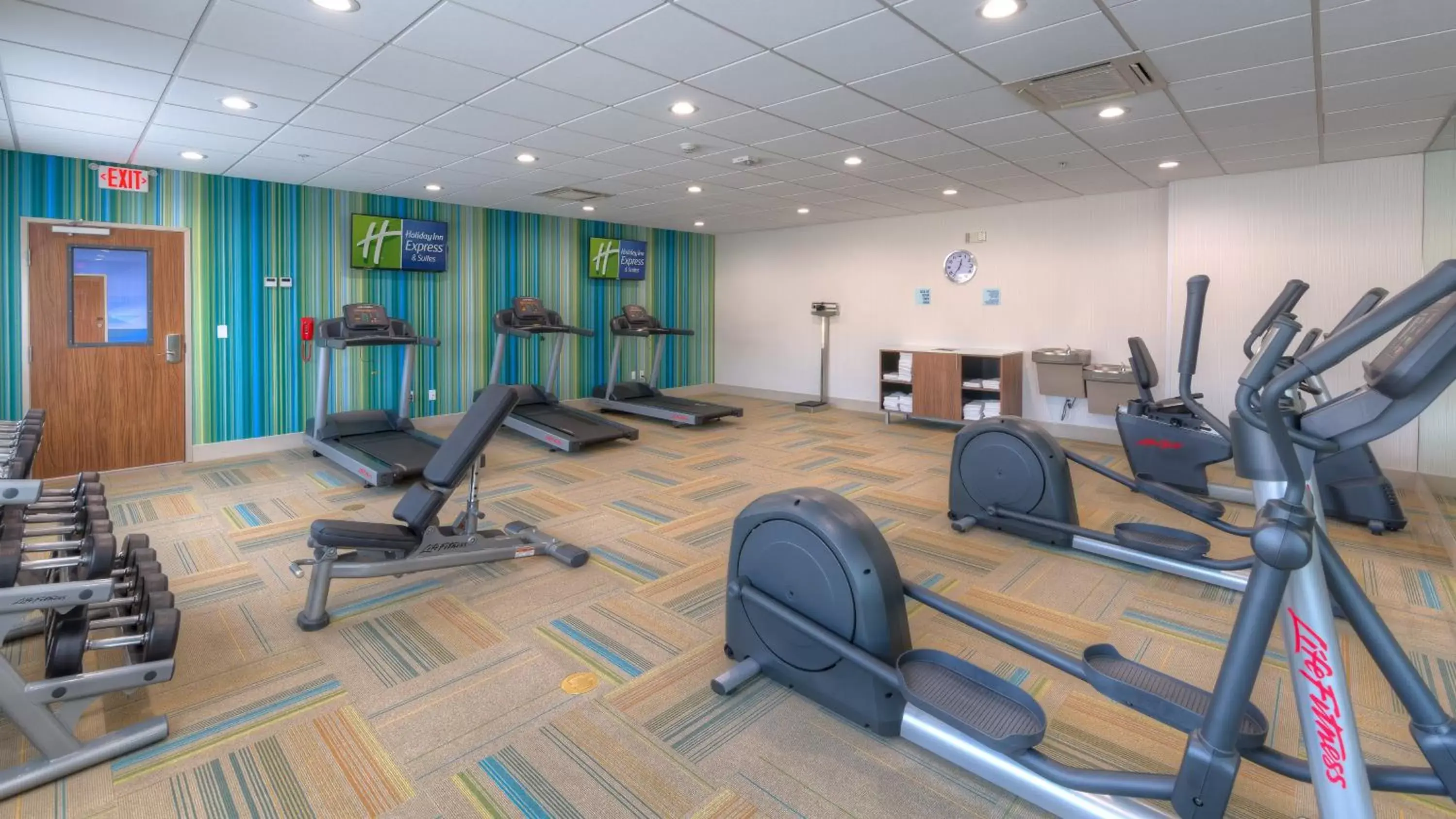 Fitness centre/facilities, Fitness Center/Facilities in Holiday Inn Express & Suites Tulsa Midtown, an IHG Hotel