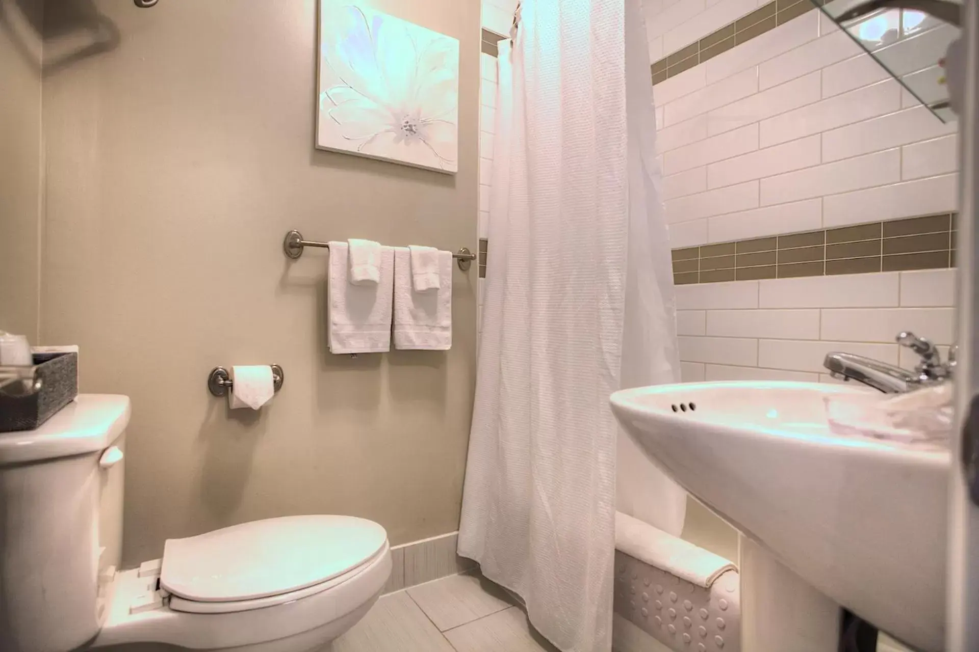 Bathroom in Somerset Lakeside Resort