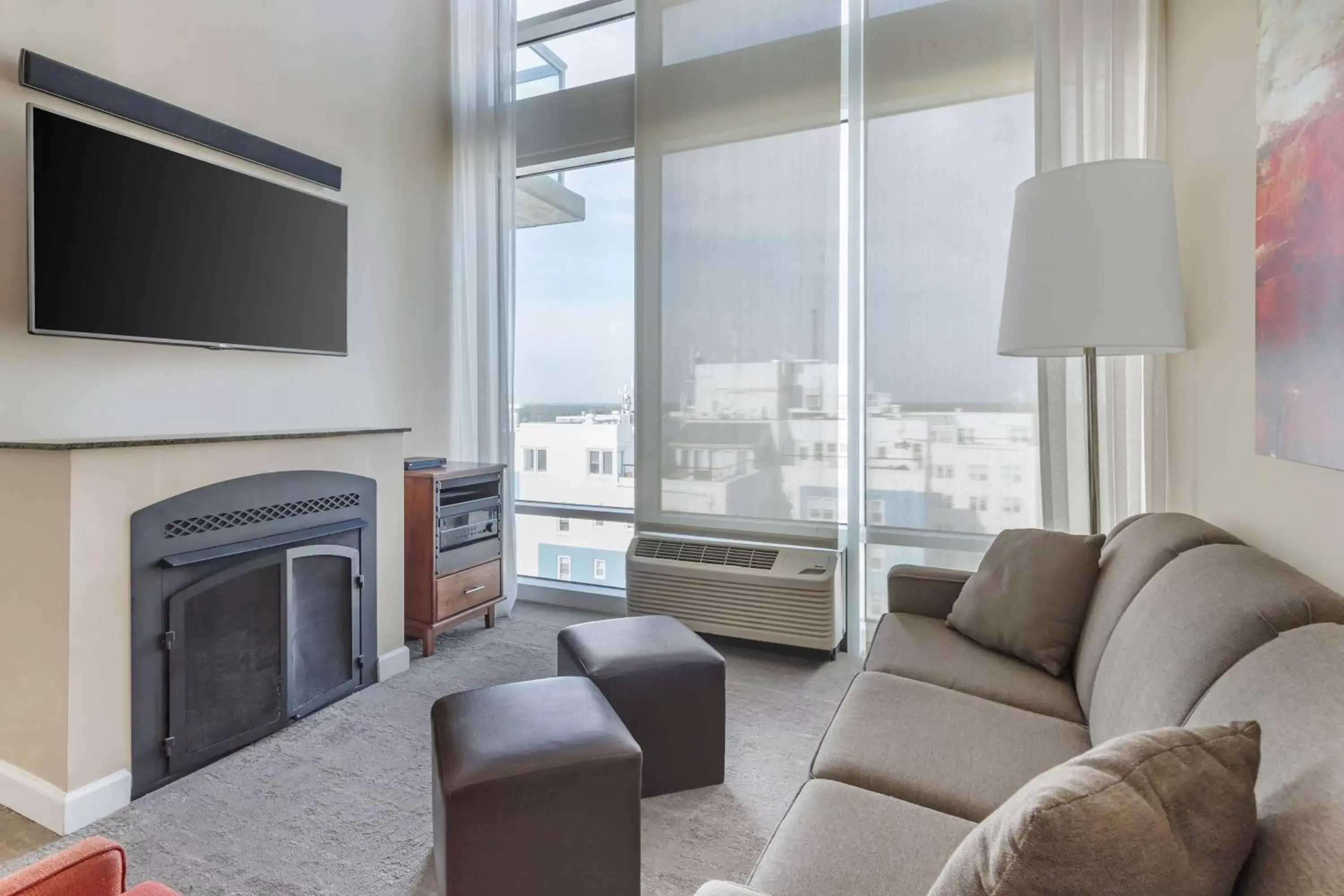 Living room, Seating Area in Hilton Vacation Club Ocean Beach Club Virginia Beach