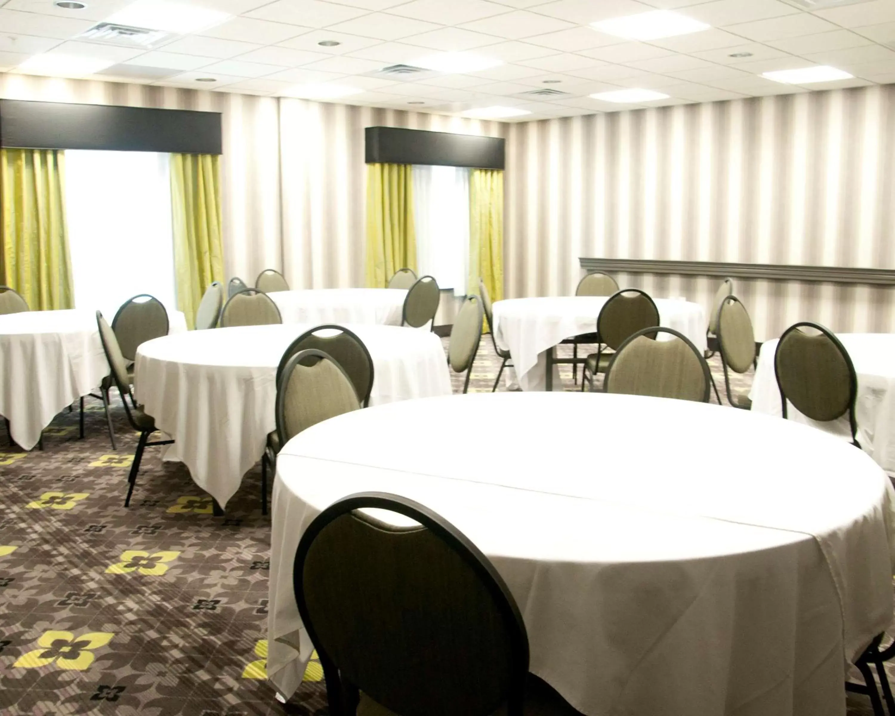 Meeting/conference room in Hampton Inn Leesville