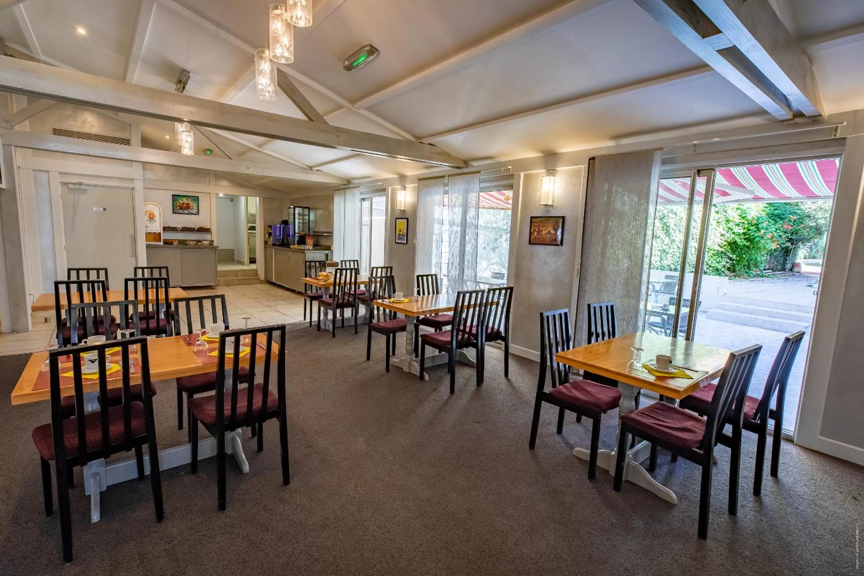 Restaurant/places to eat in Hotel de la Gare