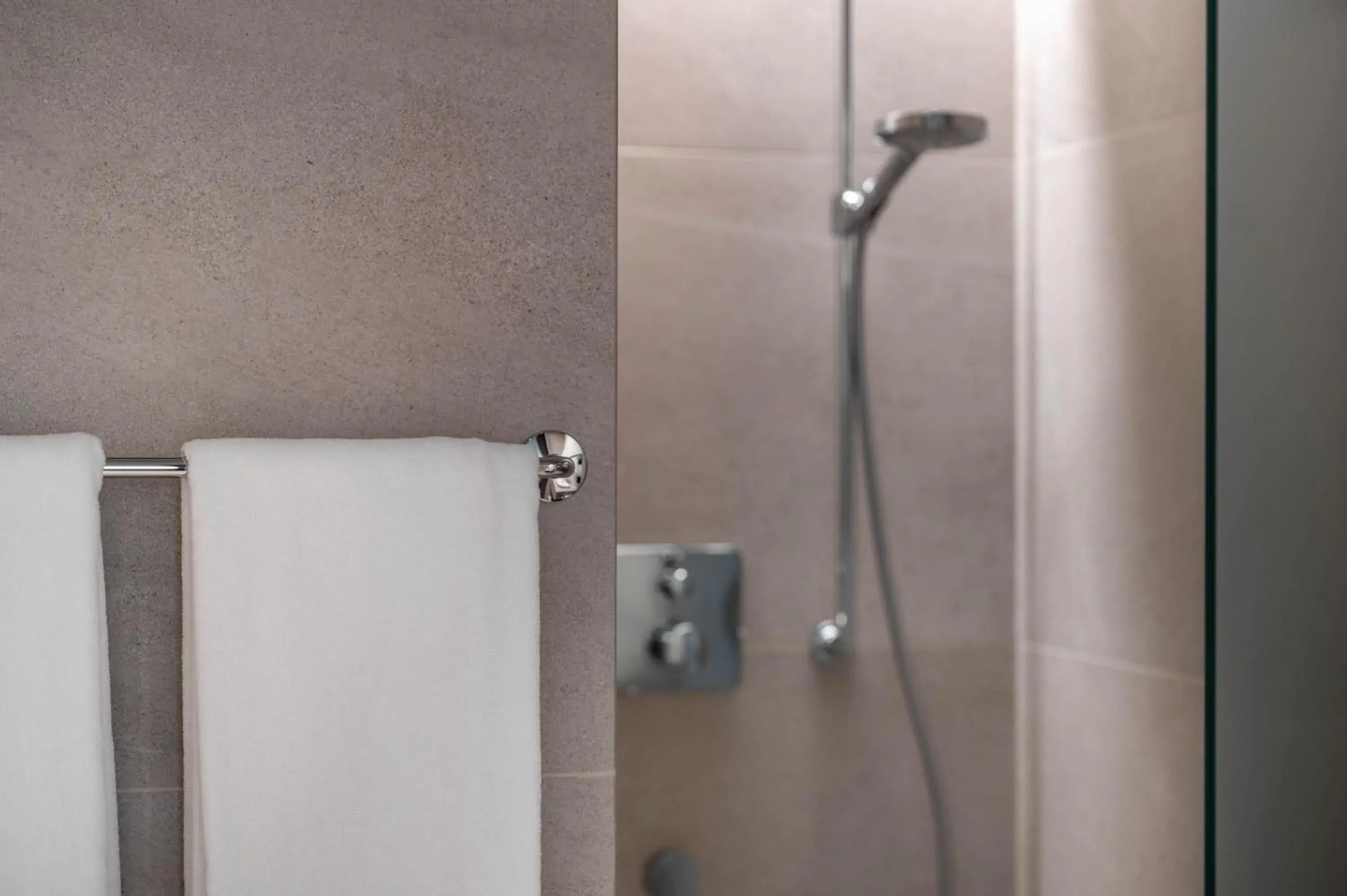 Shower, Bathroom in RIVA - Das Hotel am Bodensee