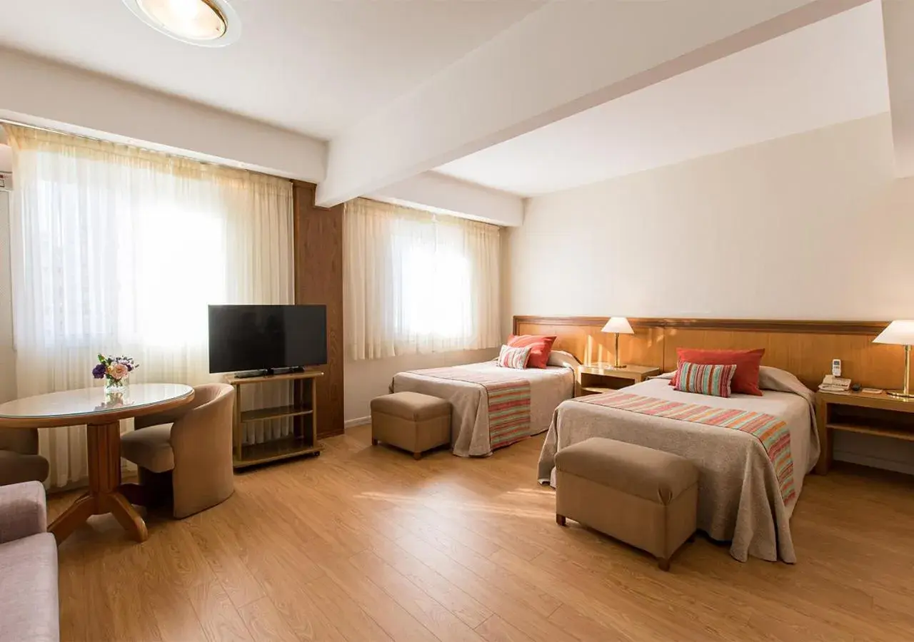 Coffee/tea facilities, Bed in Hotel Solans Riviera Coffee/tea facilities, Bed in Hotel Solans Riviera