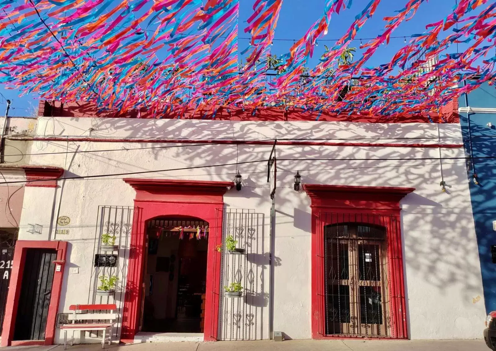 Facade/entrance in Posada Don Mario