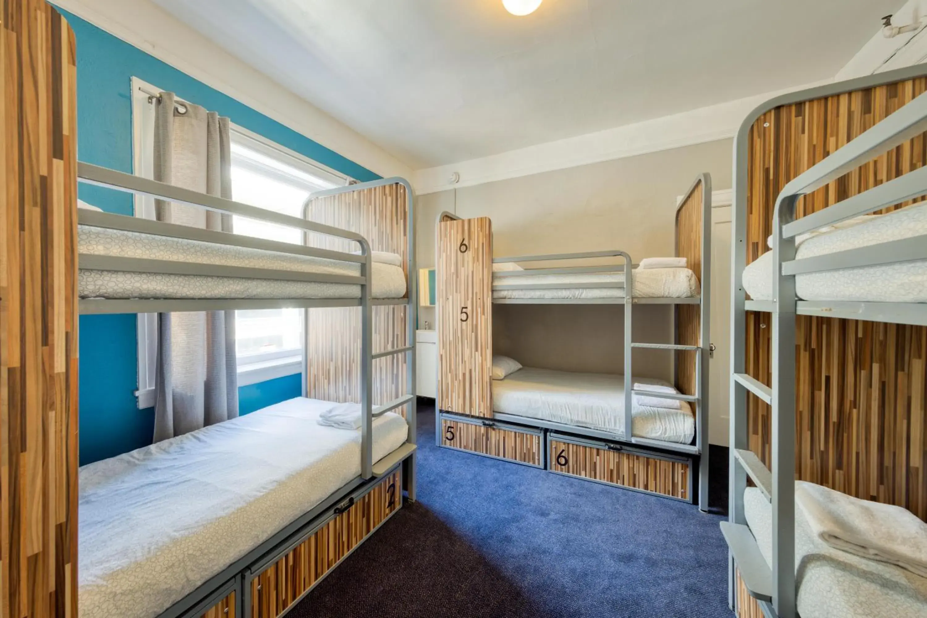 Bedroom, Bed in HI San Francisco Downtown Hostel Bedroom, Bed in HI San Francisco Downtown Hostel