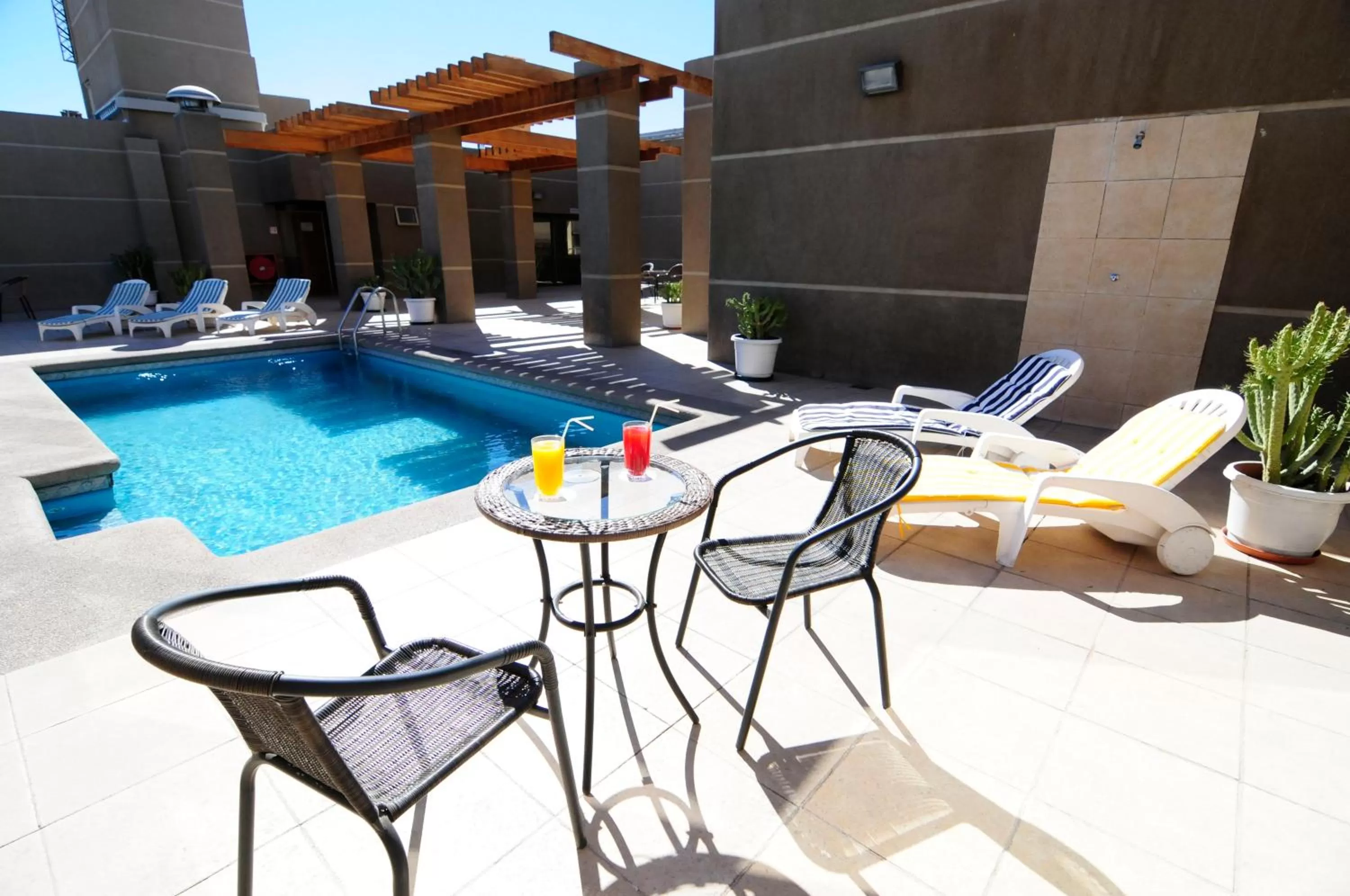 Swimming pool in Hotel Diego De Almagro Calama